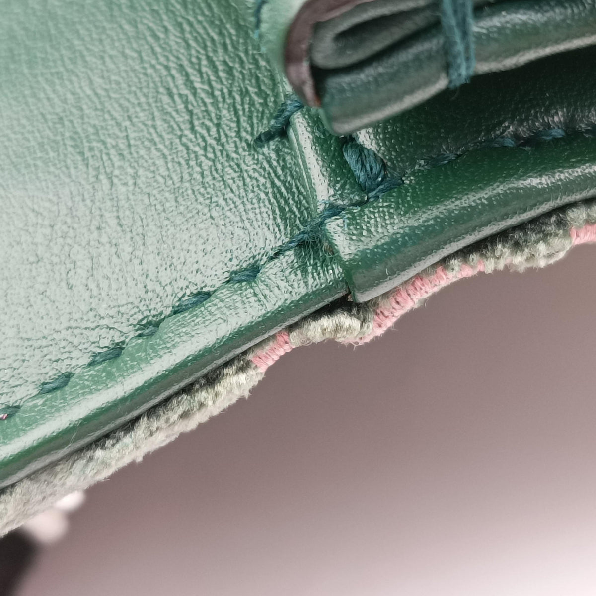 Dionysus Green velour 499623 H023956694デュオニソス グリーン ベロア 499623 H023956694