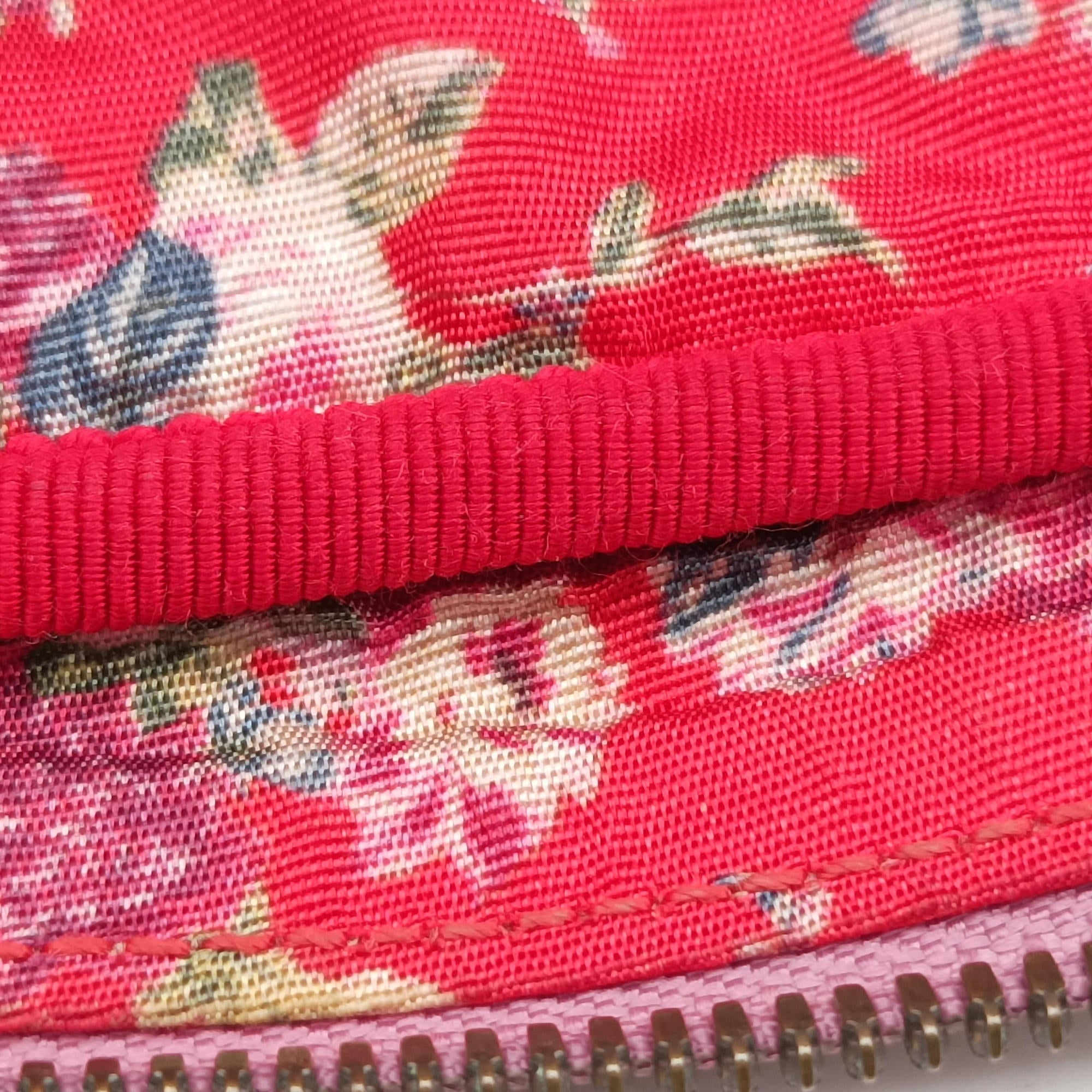 Trapuntata Camera Zumi pink×green×multi Leather 541061 B025976597トラプンタータ カメラ ラミネート ピンク×グリーン×マルチ レザー 541061 B025976597