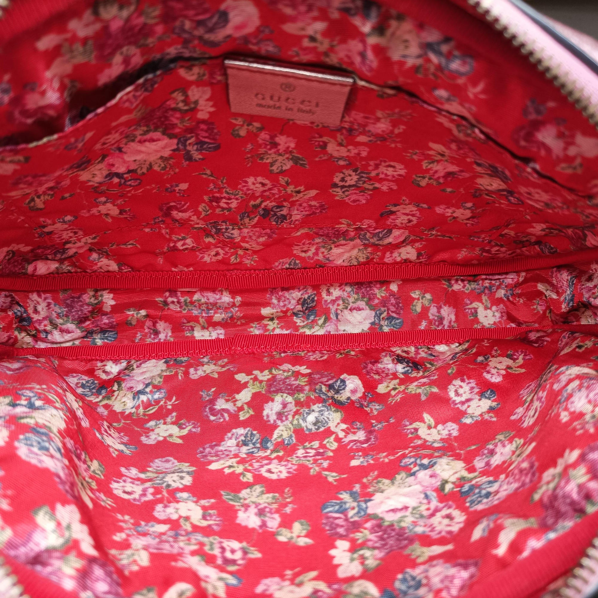 Trapuntata Camera Zumi pink×green×multi Leather 541061 B025976597トラプンタータ カメラ ラミネート ピンク×グリーン×マルチ レザー 541061 B025976597