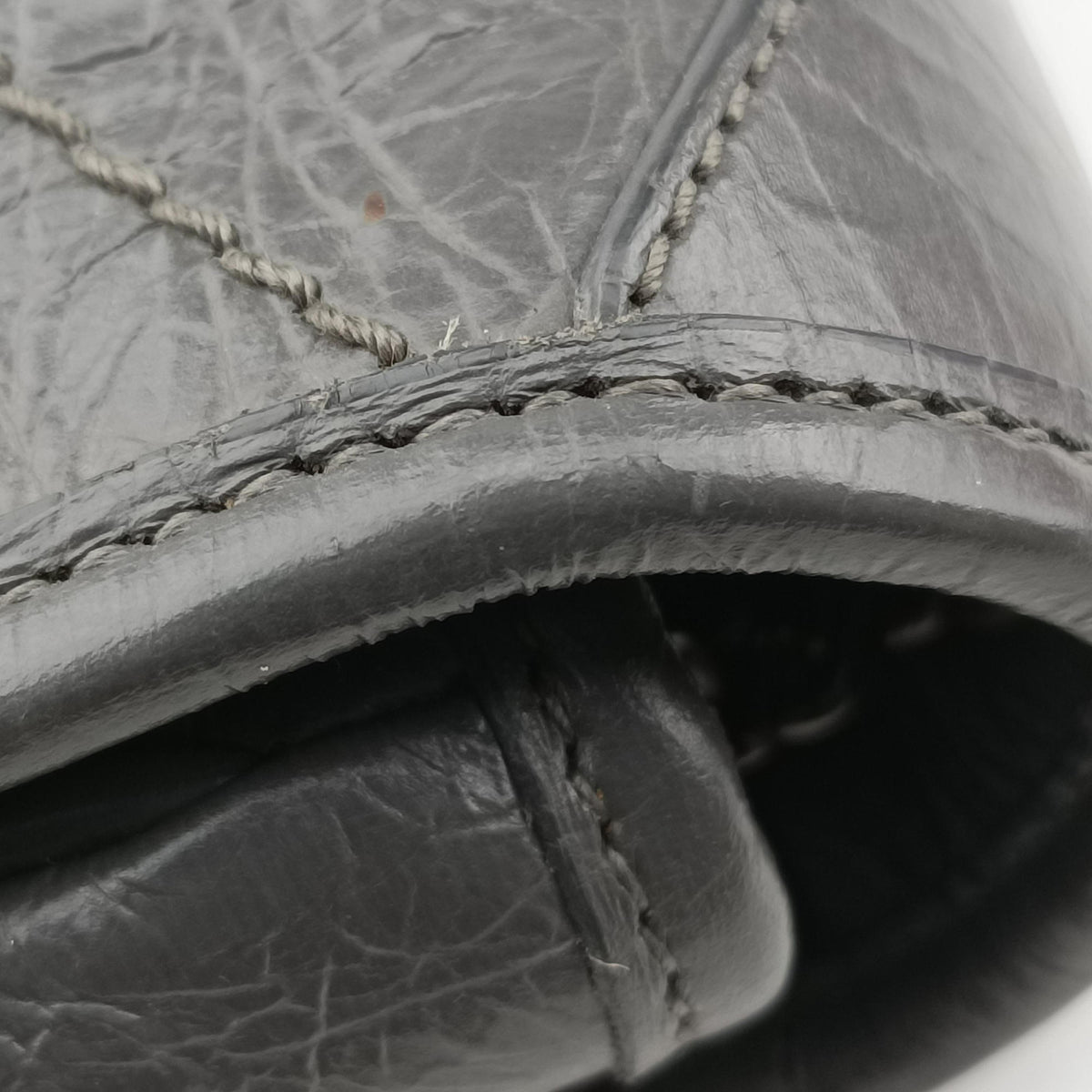Niki Grey Leather 583103 INN583103.0619ニキ グレー レザー 583103 INN583103.0619