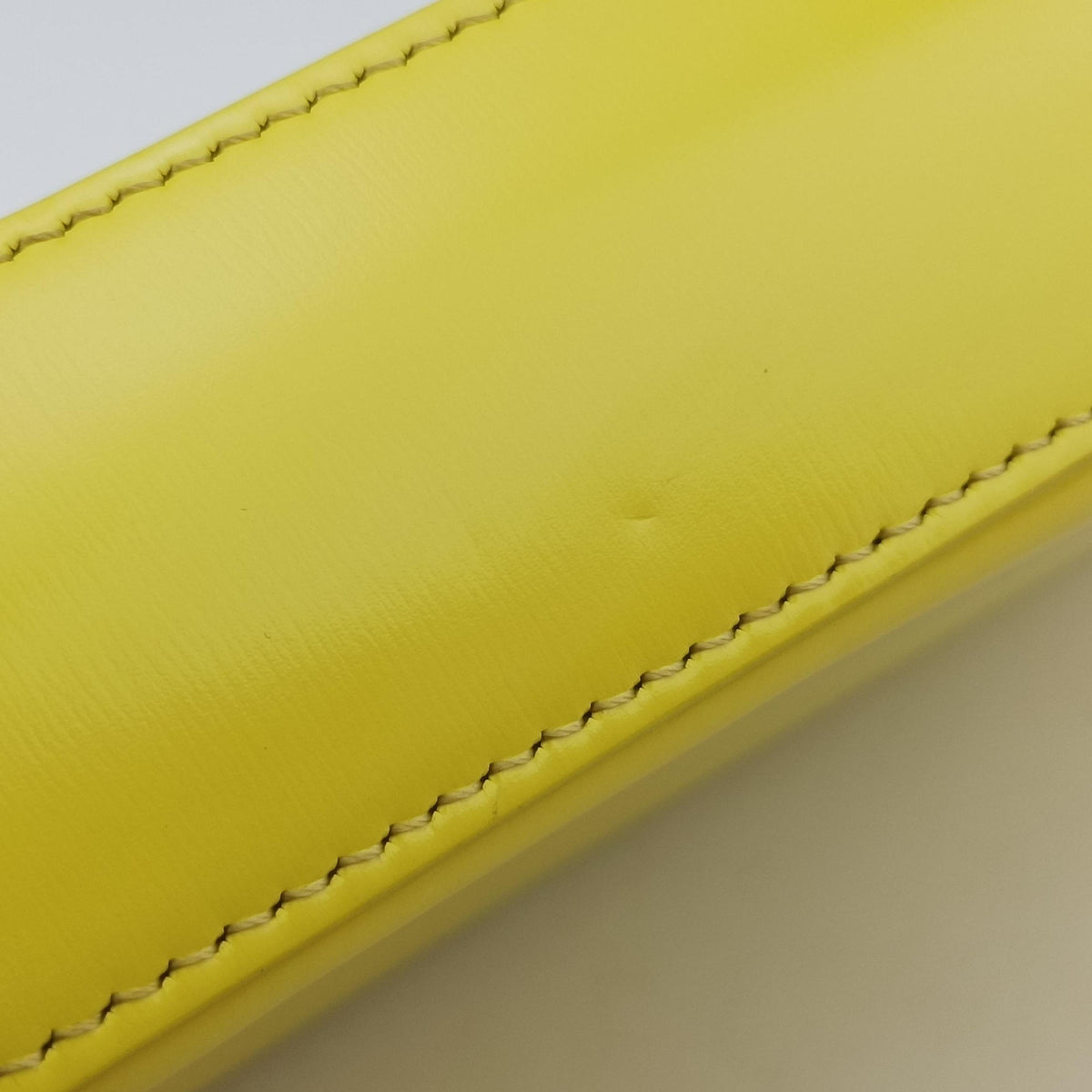 Triomphe Chain Yellow Leather U-LM-5211トリオンフチェーン イエロー レザー U-LM-5211