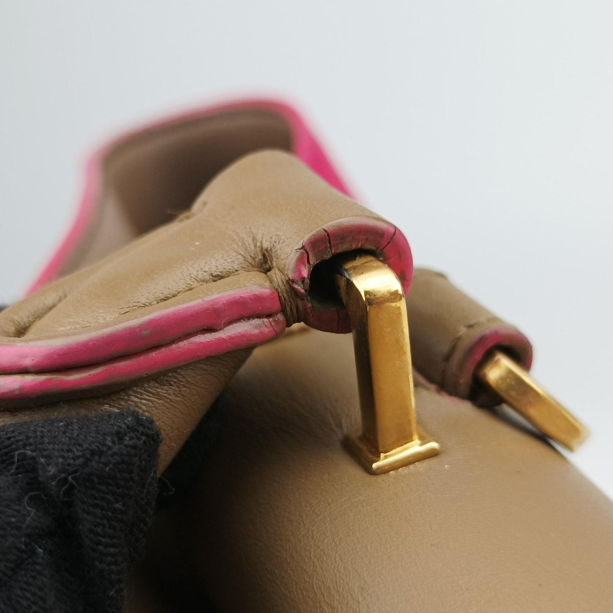 Trapeze Small Beige×rose Leather W-GM-0174トラペーズスモール ベージュ×ローズ レザー W-GM-0174