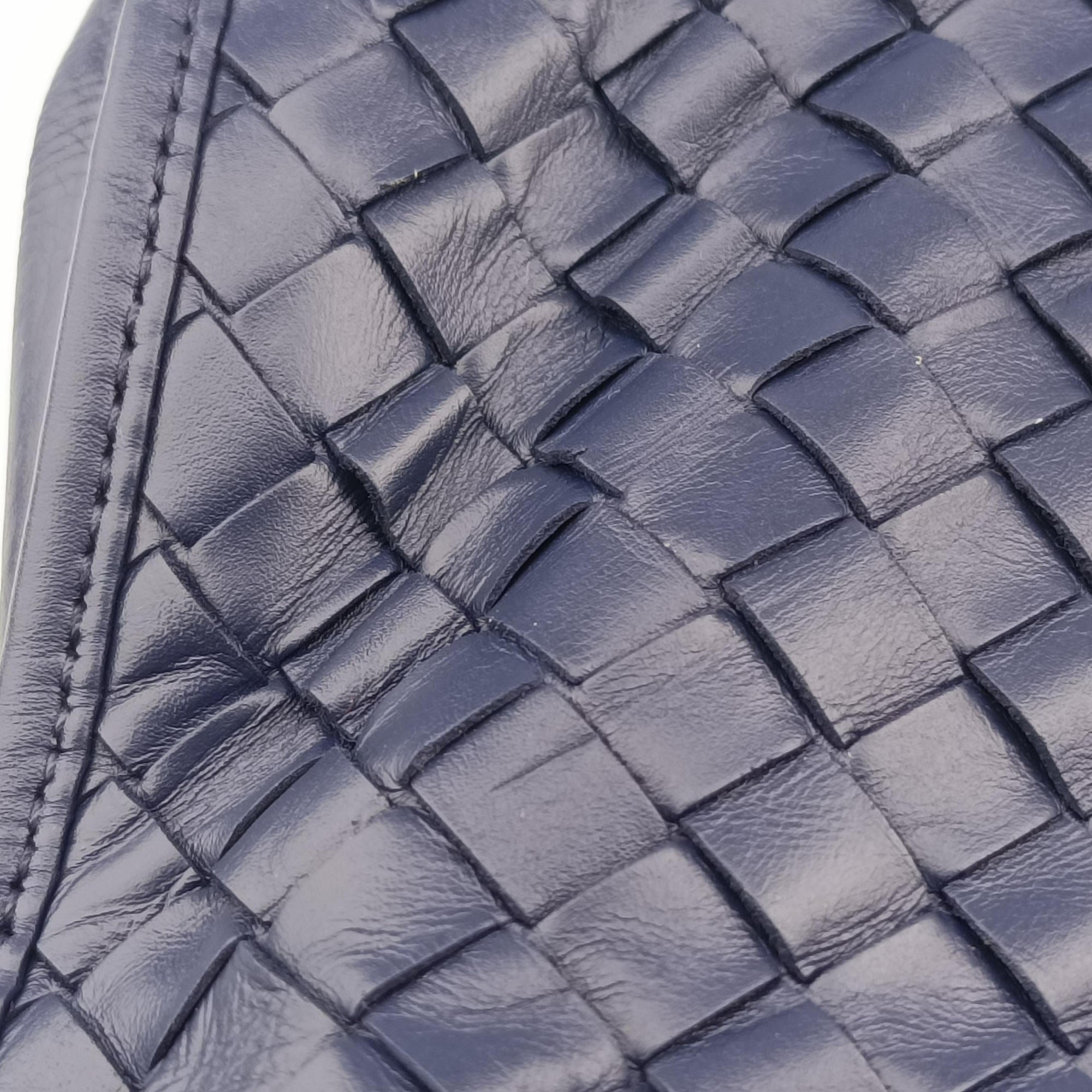 Intrecciato Purple lambskin B04715169Wイントレチャート パープル ラムスキン B04715169W