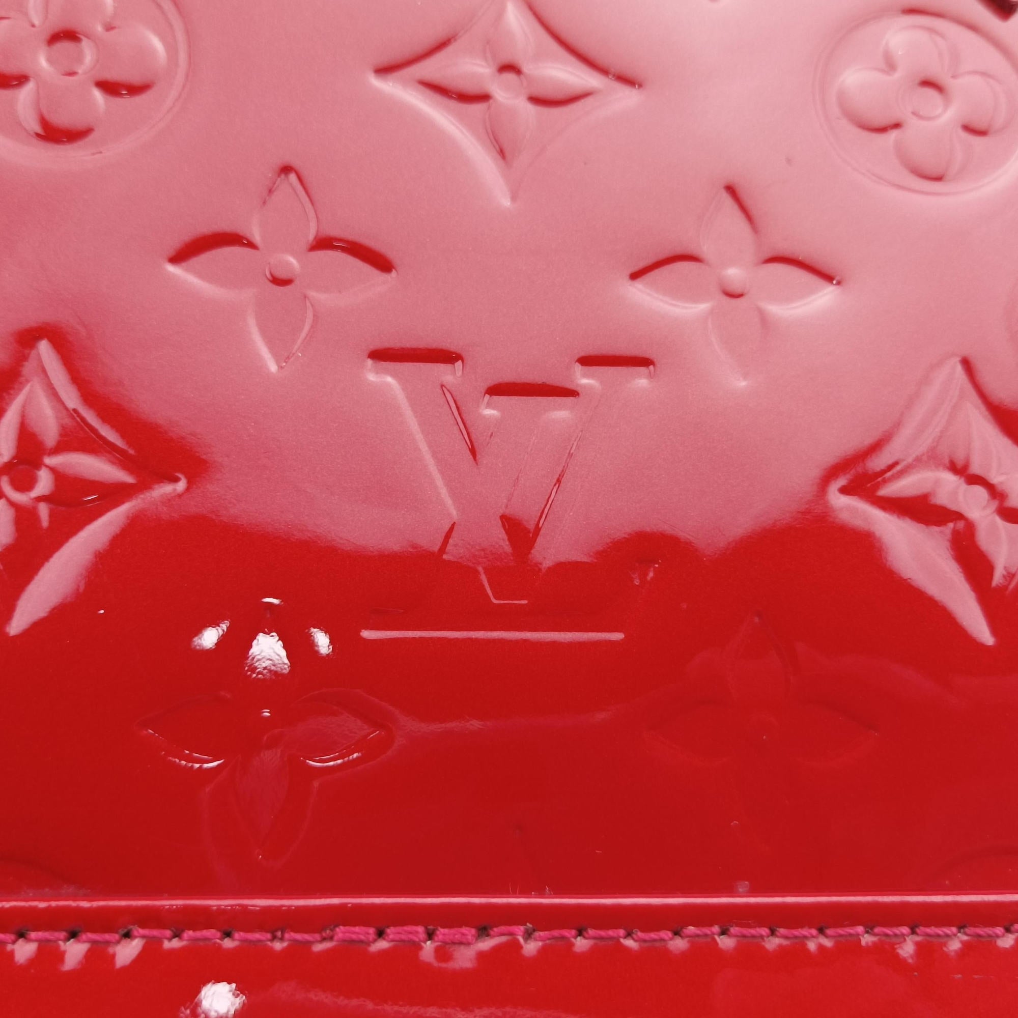 Pre-owned Louis Vuitton Alma BB CERISE Vernis M90174 shoulderbag | stylenewstar