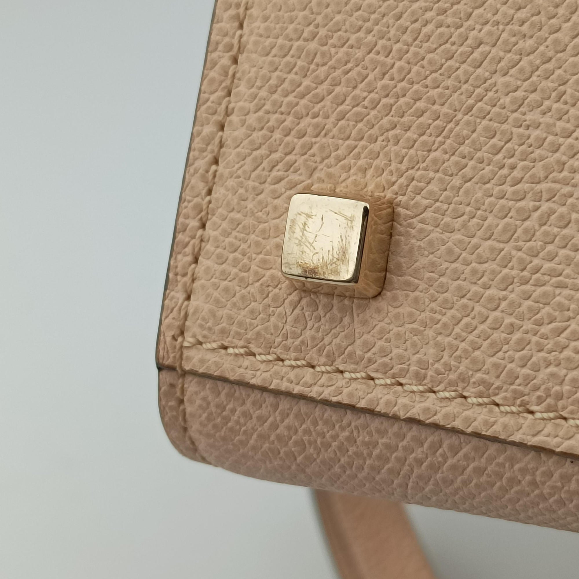 Iside Pink Calfskin N 425304イジィデ ピンク カーフスキン N 425304