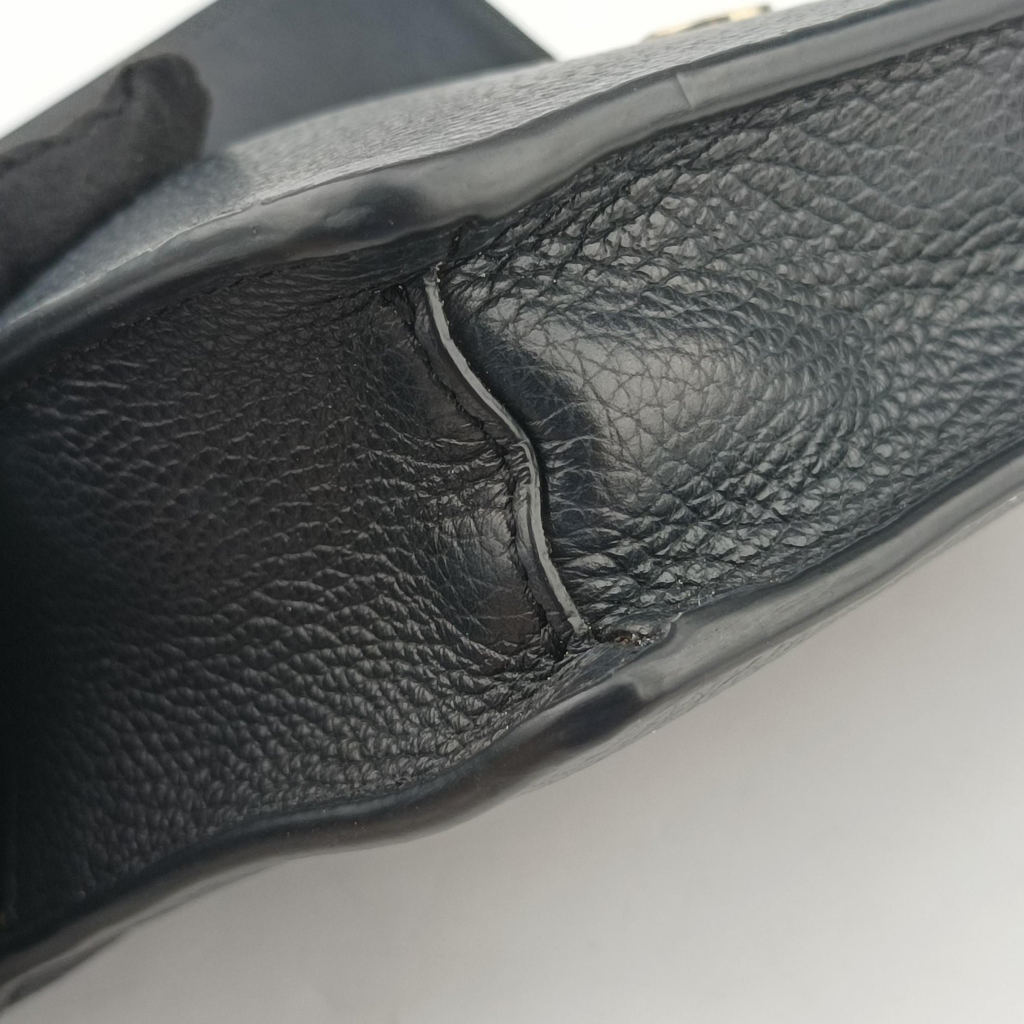 Pre-owned VERSACE Medusa Black leather shoulderbag | stylenewstar