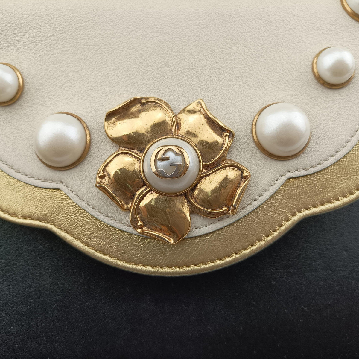 Pearly Peony Black×White×Gold Leather 432282 H020441213ピオニー ブラック×ホワイト×ゴールド レザー 432282 H020441213