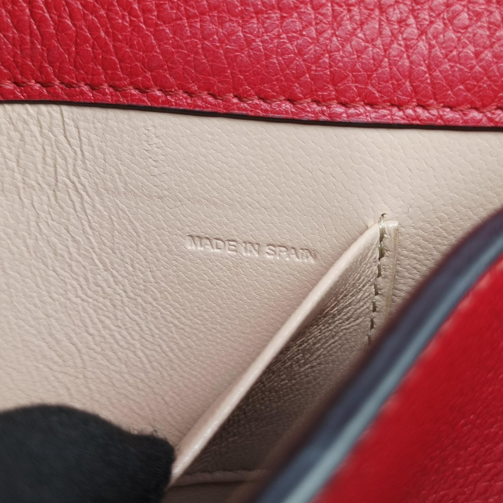 Nile Minaudiere Red Leather 02-18-99-65ナイル ミノディエール レッド レザー 02-18-99-65