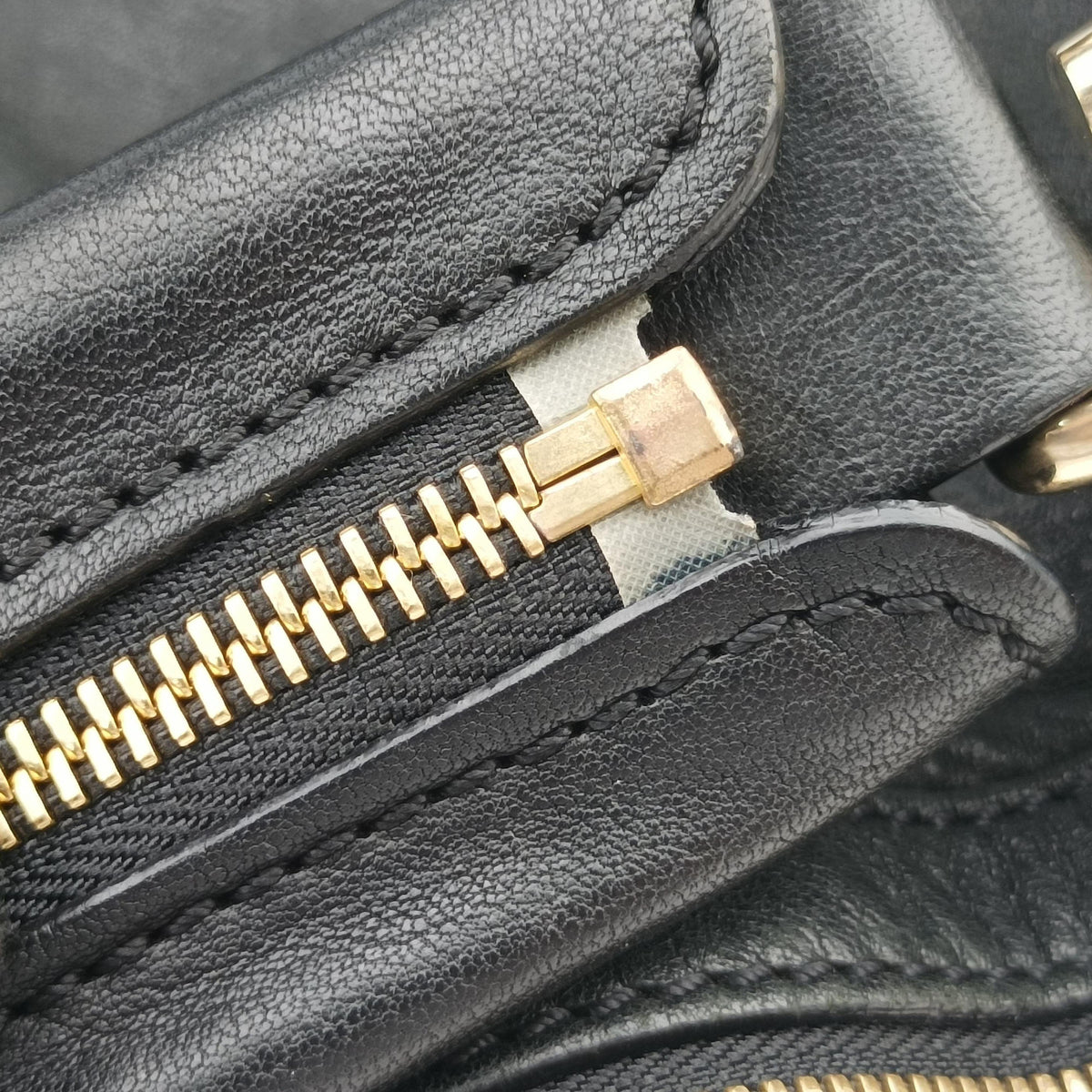 Pre-owned Givenchy Nightingale Black Lambskin shoulderbag | stylenewstar