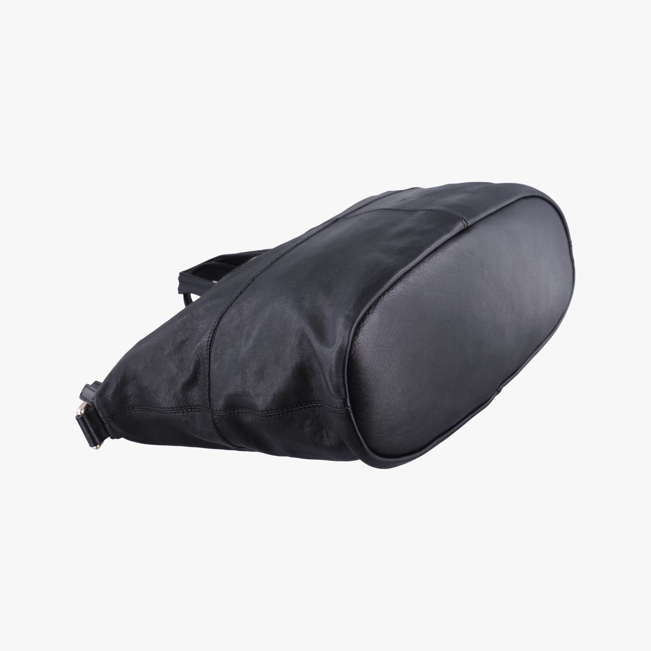 Pre-owned Givenchy Nightingale Black Lambskin shoulderbag | stylenewstar