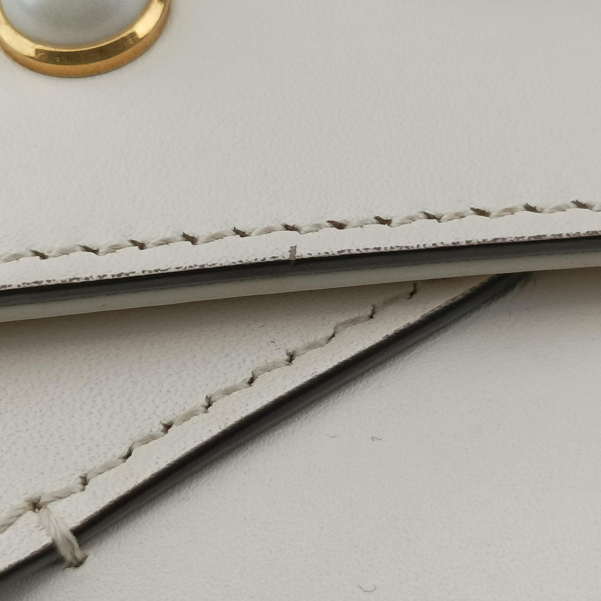 Broadway Pearl Bee White Leather 453778 F022617883ブロードウェイ パール ビー ホワイト レザー 453778 F022617883