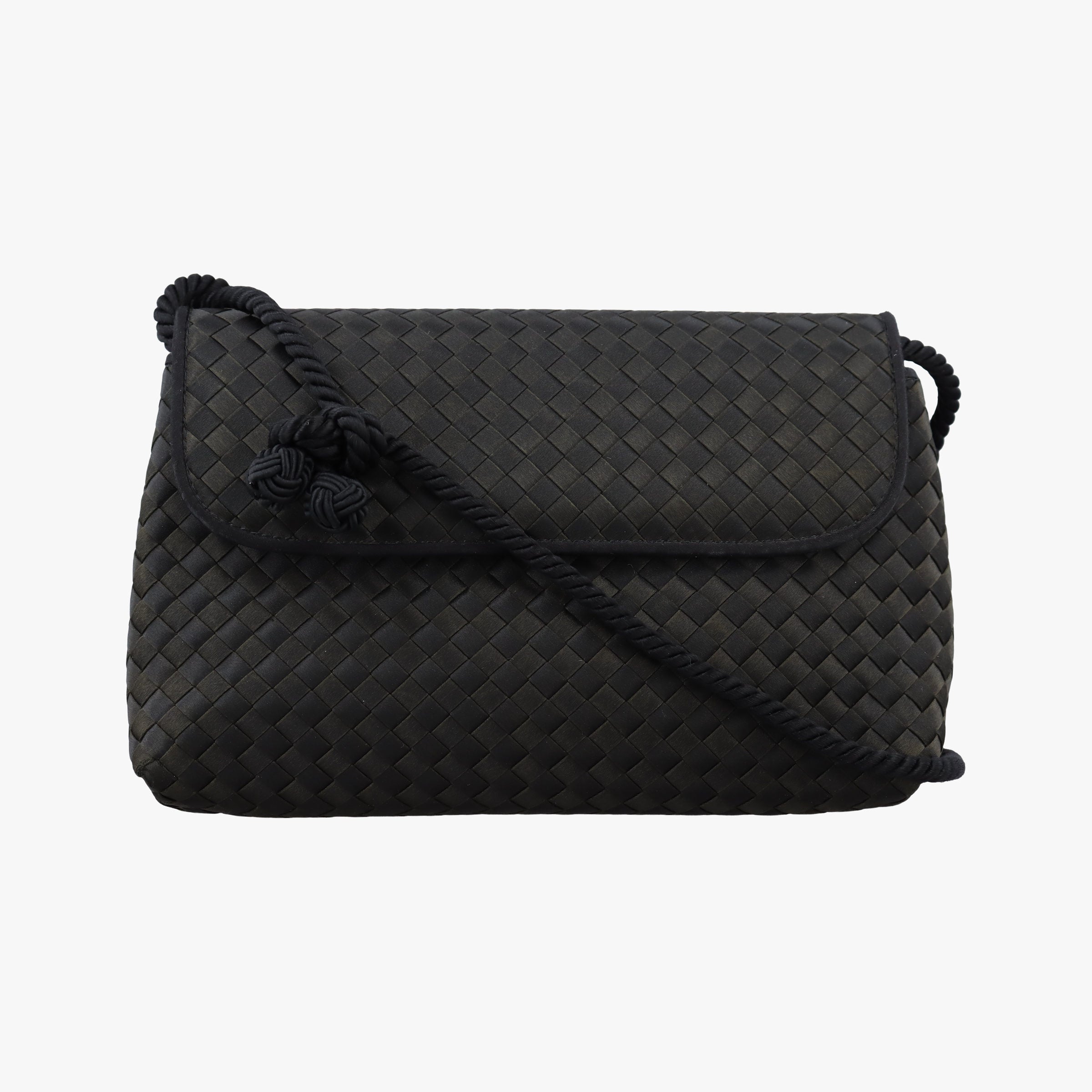 Intrecciato Satin Knot Flap Black Satin 10905009146NE 9L00003430D310 942072イントレチャート サテン ノット フラップ ブラック サテン 10905009146NE 9L00003430D310 942072