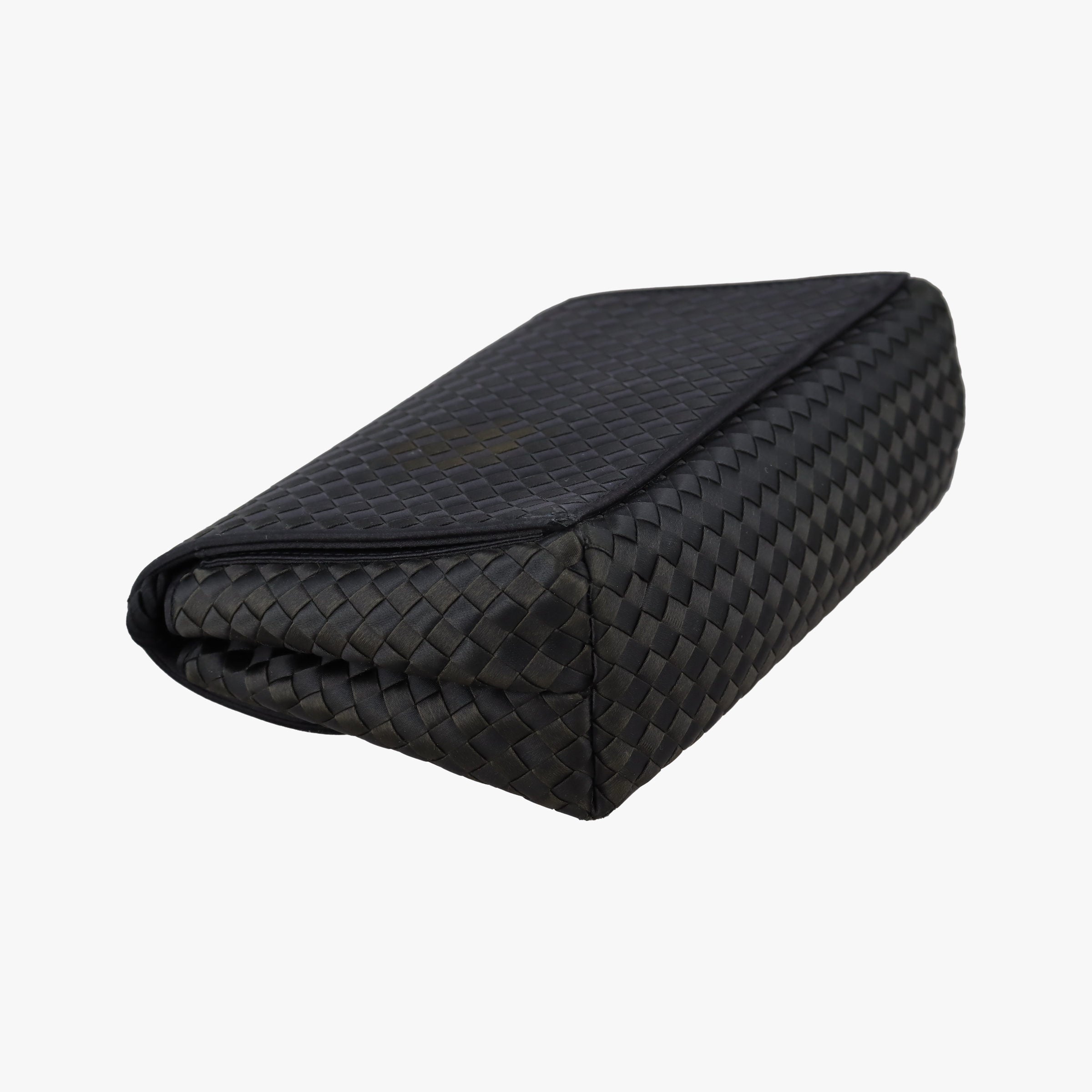 Intrecciato Satin Knot Flap Black Satin 10905009146NE 9L00003430D310 942072イントレチャート サテン ノット フラップ ブラック サテン 10905009146NE 9L00003430D310 942072
