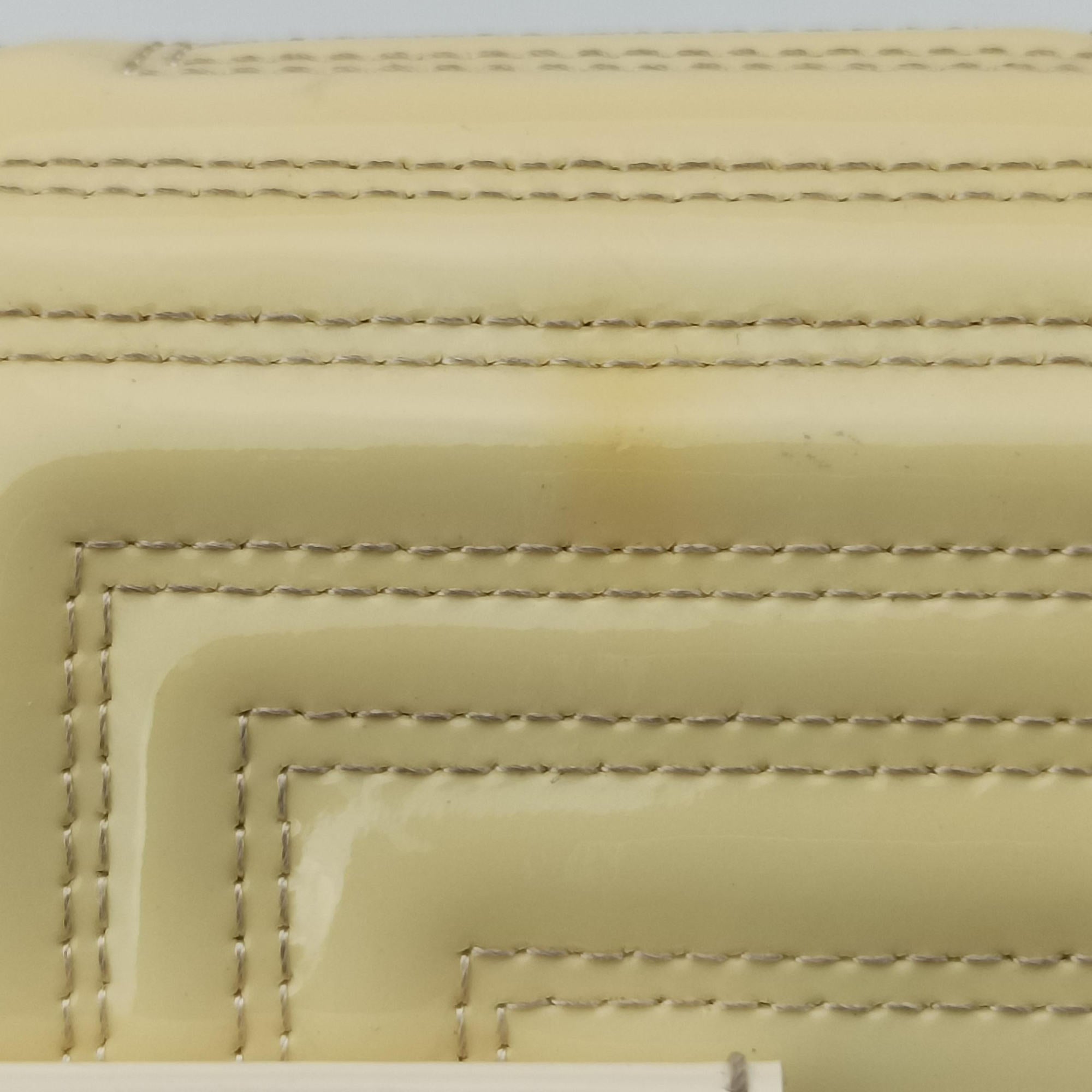 Greek Key Embossed Flap Yellow Patent クチュール グレカ柄 フラップ イエロー パテント