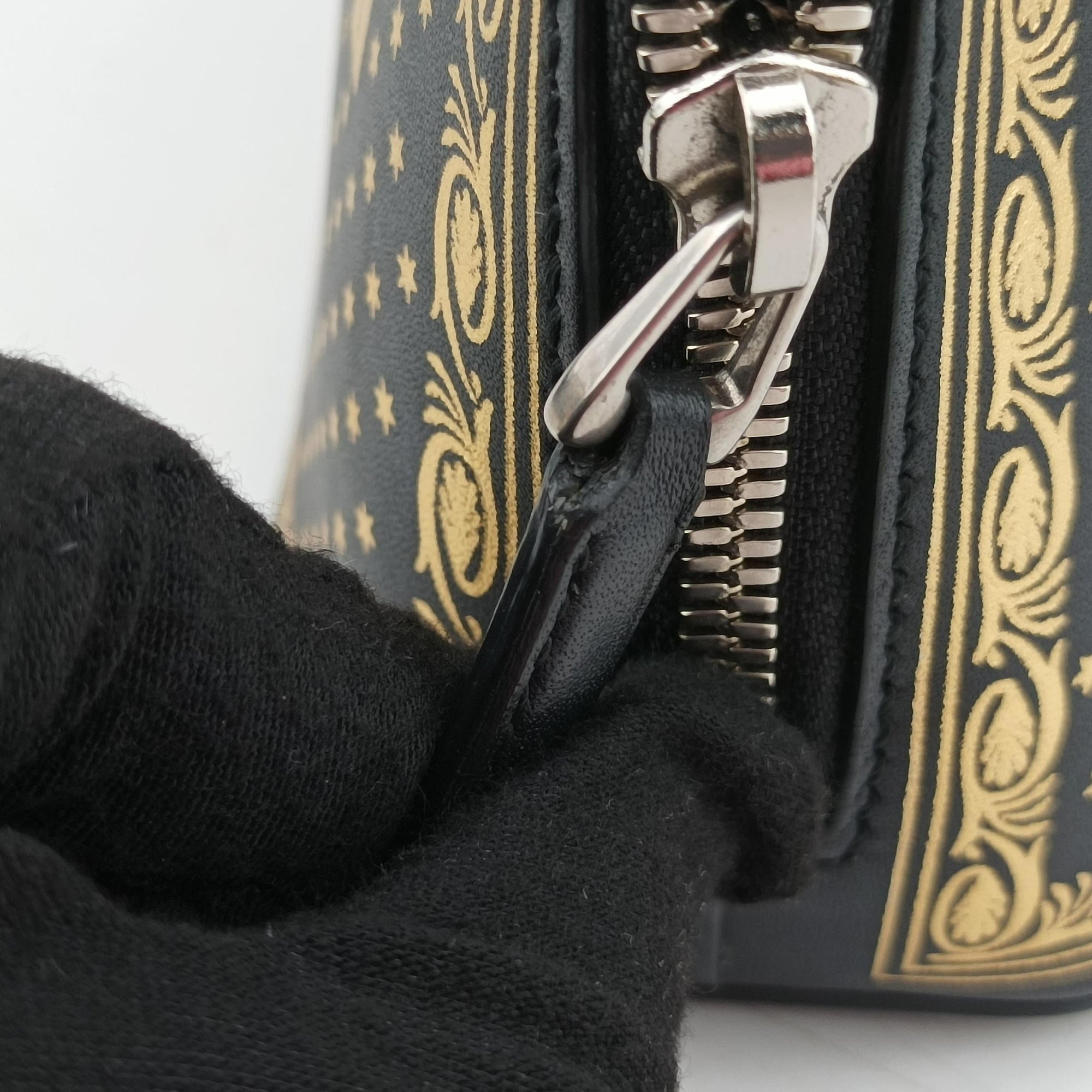 SEGA collaboration GUCCY print Black Leather 511189 G023947496セガ コラボ GUCCYプリント ブラック レザー 511189 G023947496