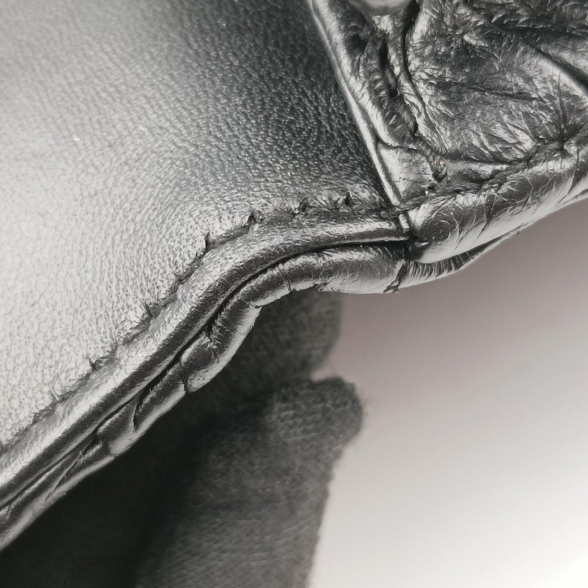 30 Montaigne Black Leather 02-BO-017930 モンテーニュ ブラック レザー 02-BO-0179