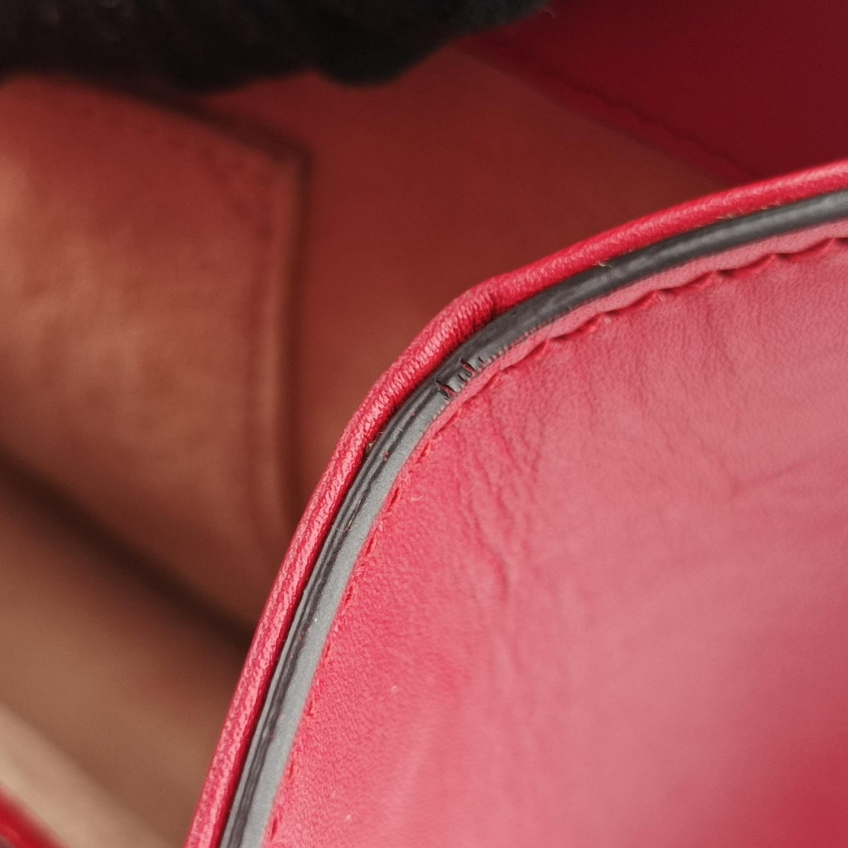 Sylvie Red×navy Leather 421882 I019562079シルヴィ レッド×ネイビー レザー 421882 I019562079