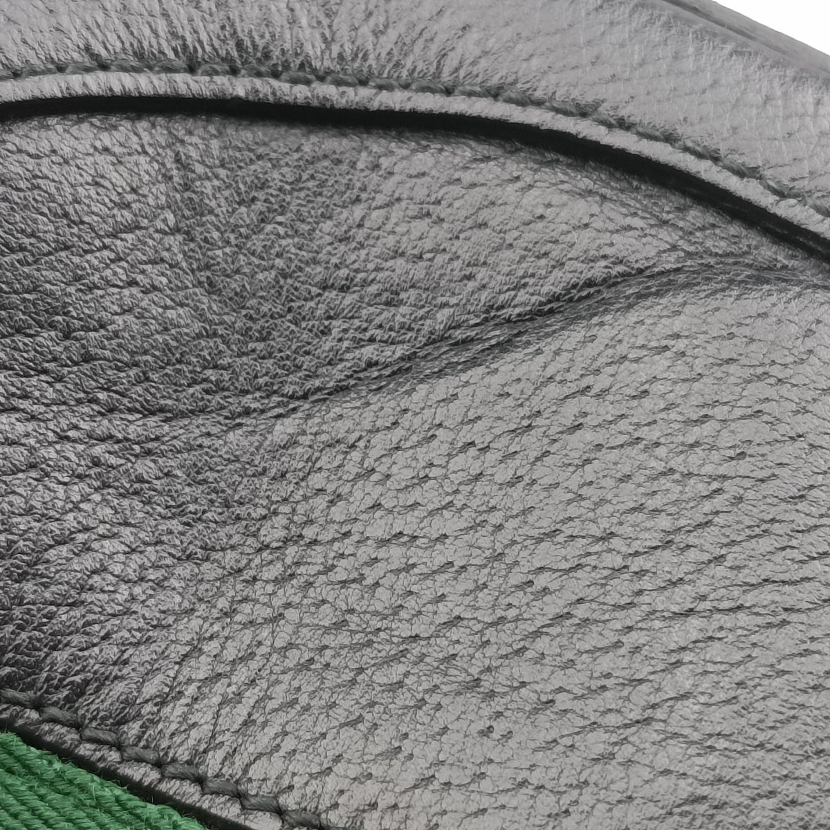 Ophidia Black Leather 550618 F029150948オフィディア ブラック レザー 550618 F029150948