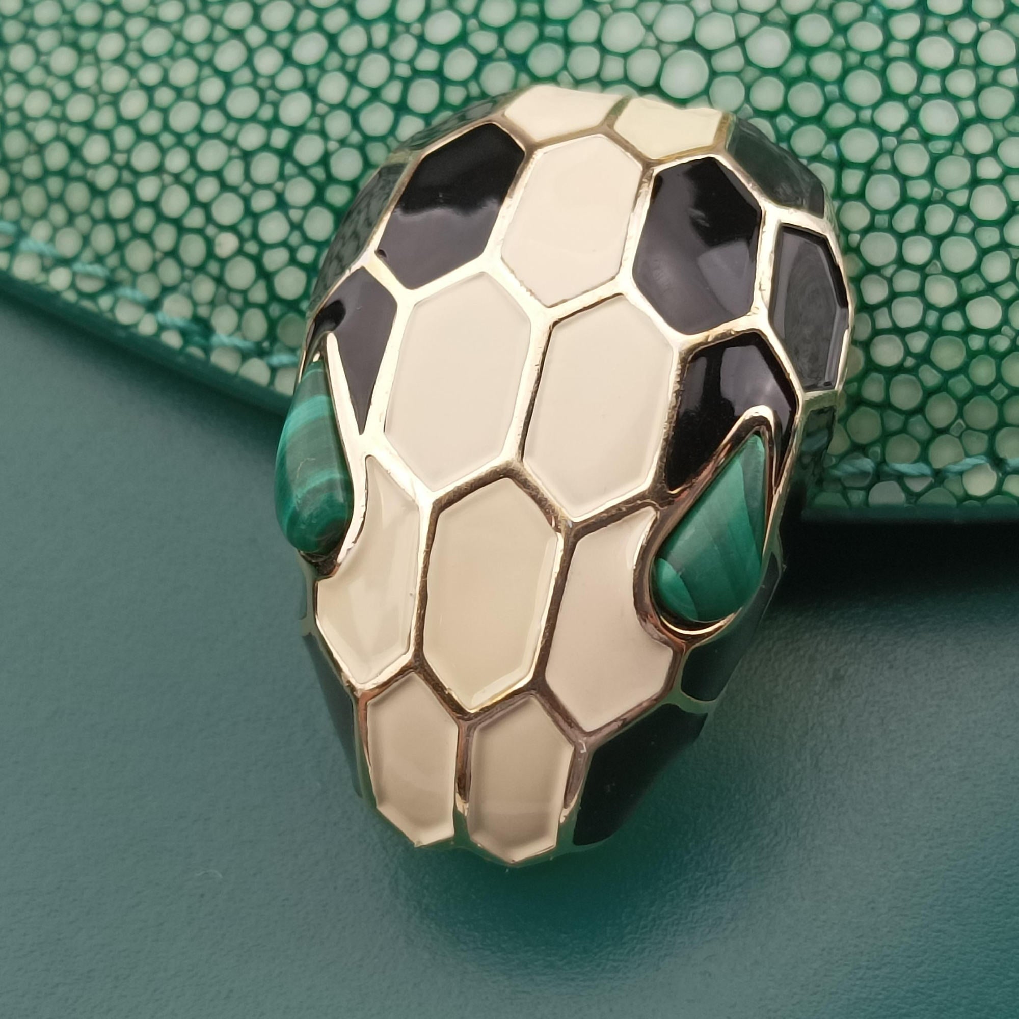 Serpenti Green Galuchat Skin×Leather EK.L17.37035セルペンティ グリーン ガルーシャスキン×レザー EK.L17.37035