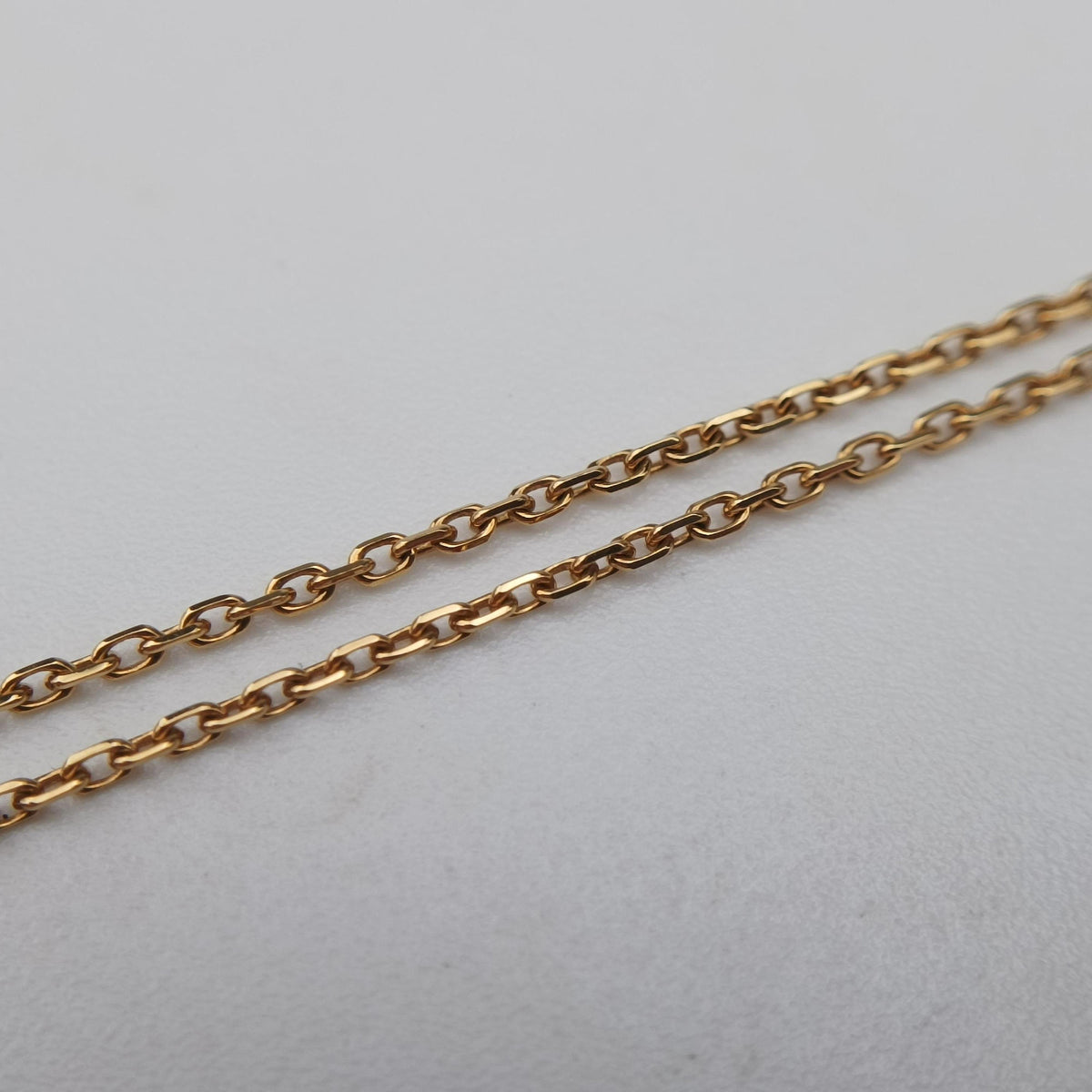 Sweet Alhambra White×Gold AU750 ARF69100 JB031499スイート アルハンブラ ホワイト×ゴールド AU750 ARF69100 JB031499