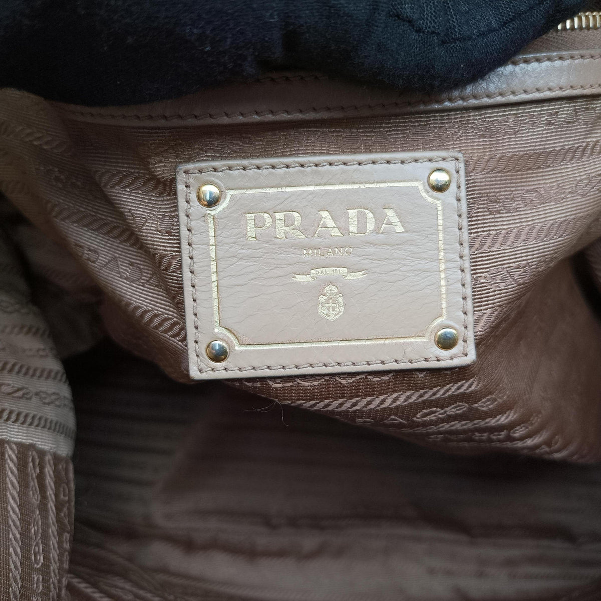 Vitello Shine Argilla Beige Leather 7/R 165カーフシャインクレイ ベージュ レザー 7/R 165