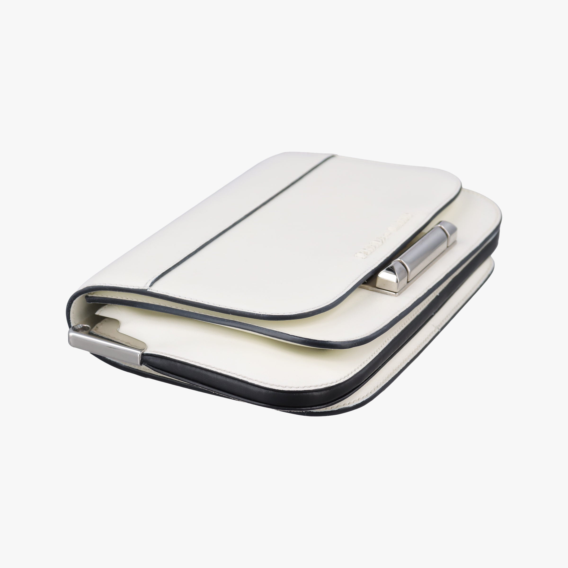 Sybille White Leather 31/Aシビル ホワイト レザー 31/A