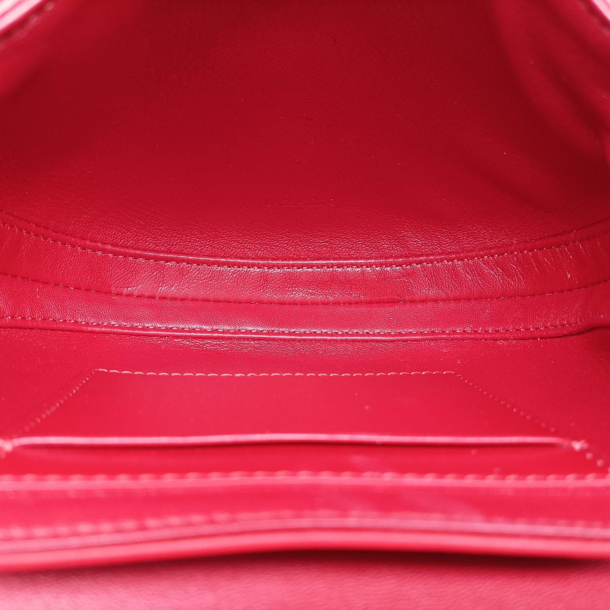 Small Besace 16 Red Leather U-SL-1109スモール ブザス 16セーズ レッド レザー U-SL-1109