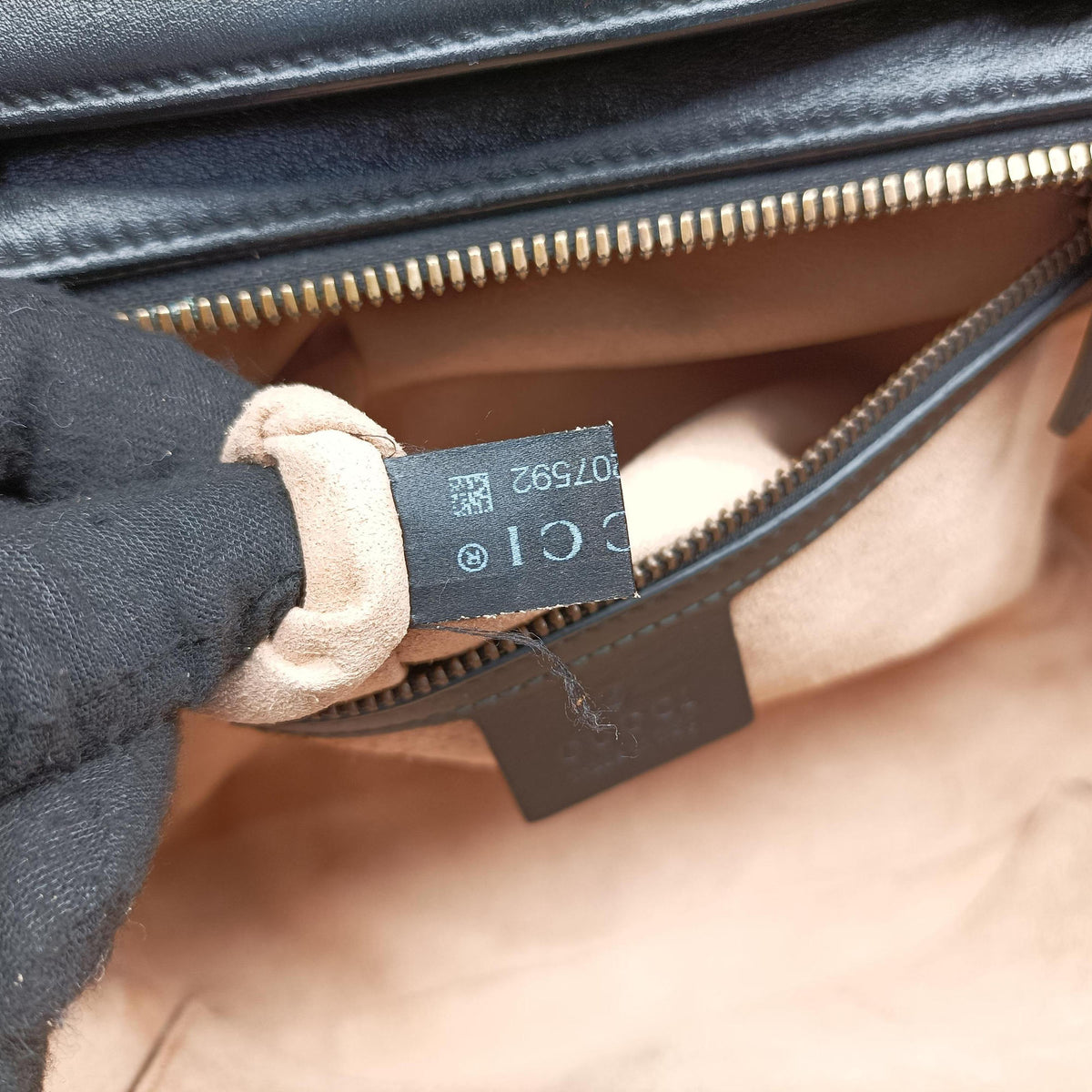 GG Marmont Black Leather 498100 D023207592GGマーモント ブラック レザー 498100 D023207592