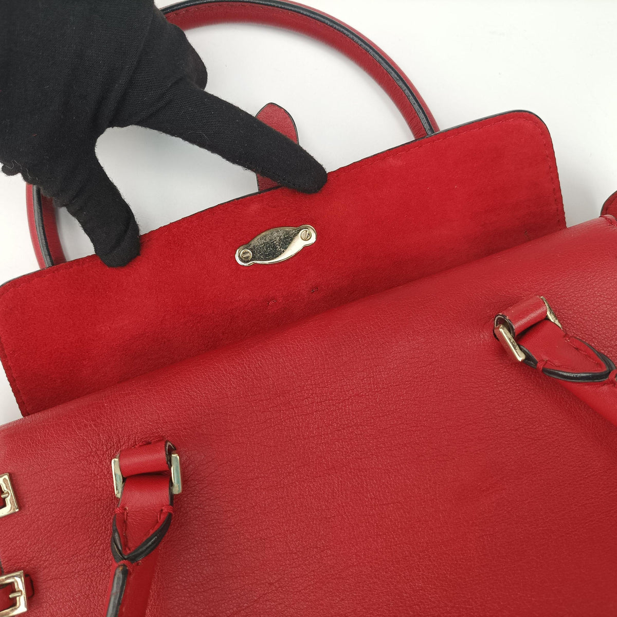Pre-owned Valentino Buckle Strappy Satchel Red Leather shoulderbag | stylenewstar