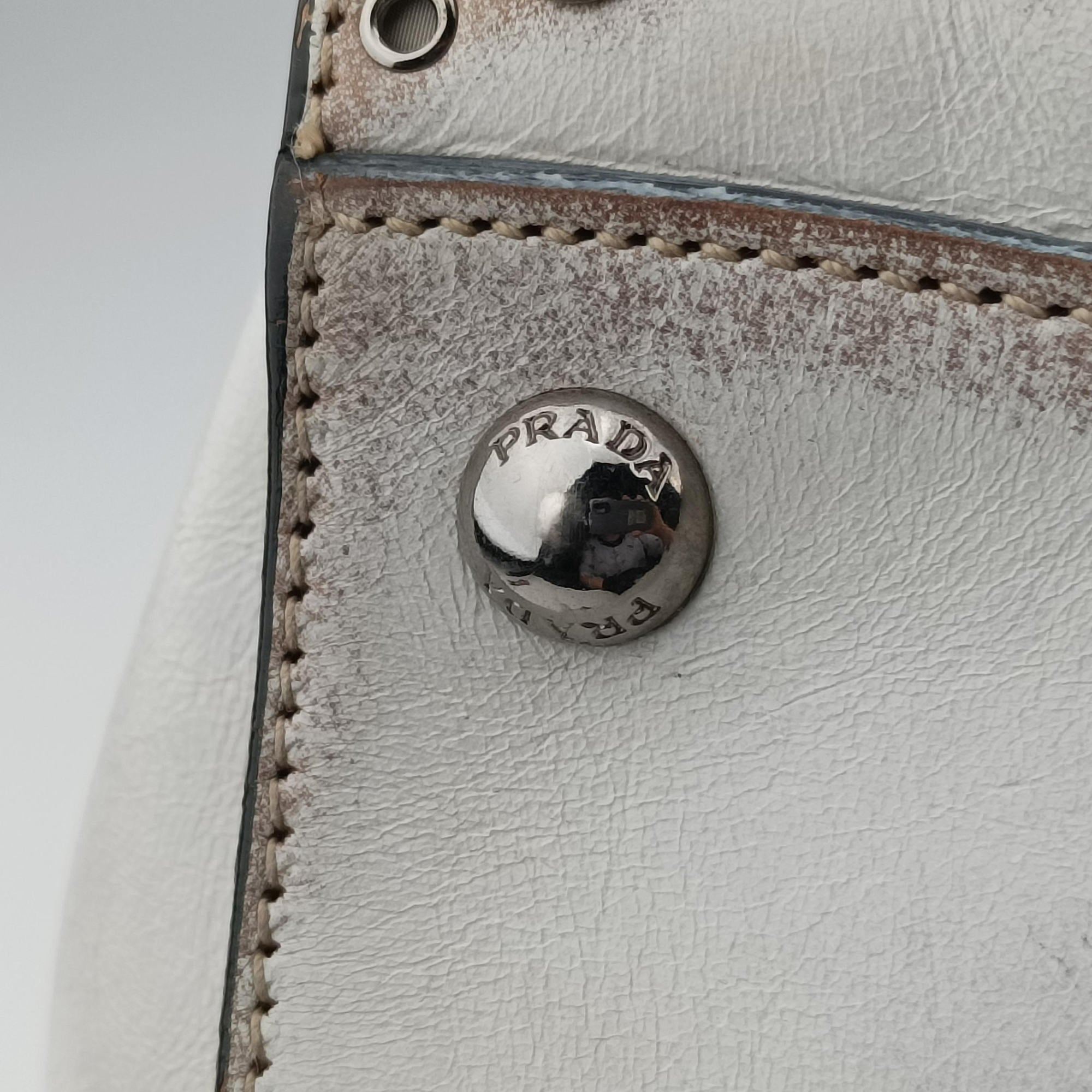 Pre-owned Prada Vitello Vintage Studded Sound White Leather shoulderbag | stylenewstar