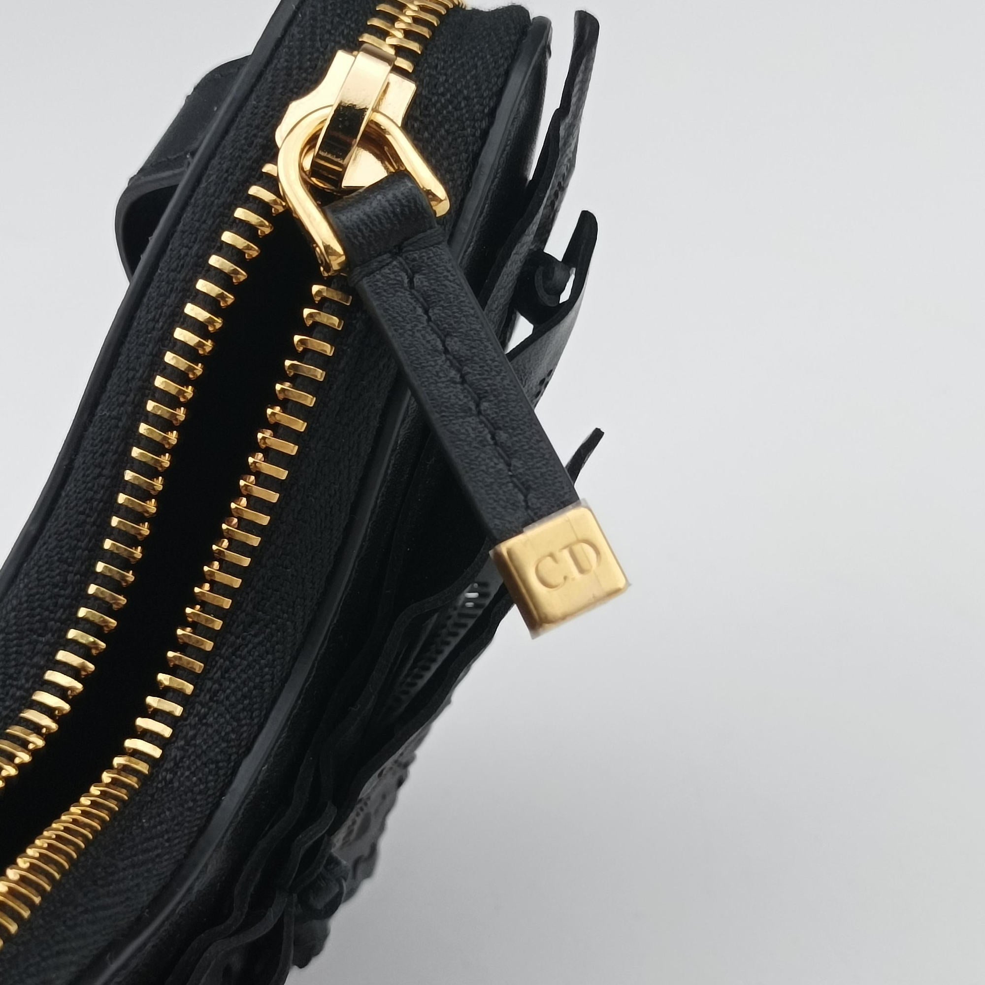 Secondhand Christian Dior 30 Montaigne Removable Black Lambskin bum bag/waist bag | stylenewstar
