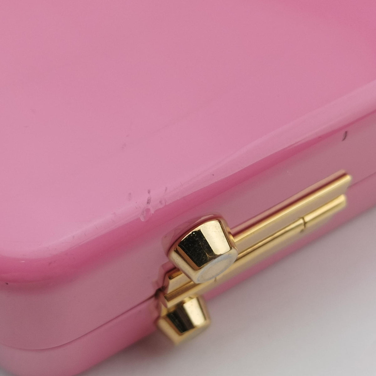 Pre-owned Gucci Sylvie 1969 Acrylic Mini Hand Pink Acrylic 589482 shoulderbag | stylenewstar