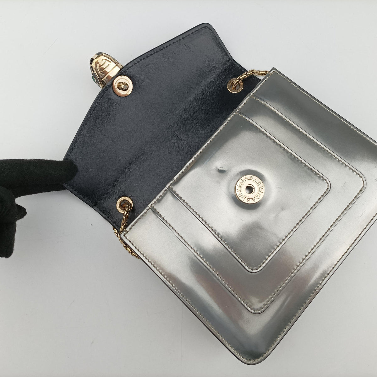 Pre-owned Bvlgari SERPENTI FOREVER Silver Patent Leather shoulderbag | stylenewstar