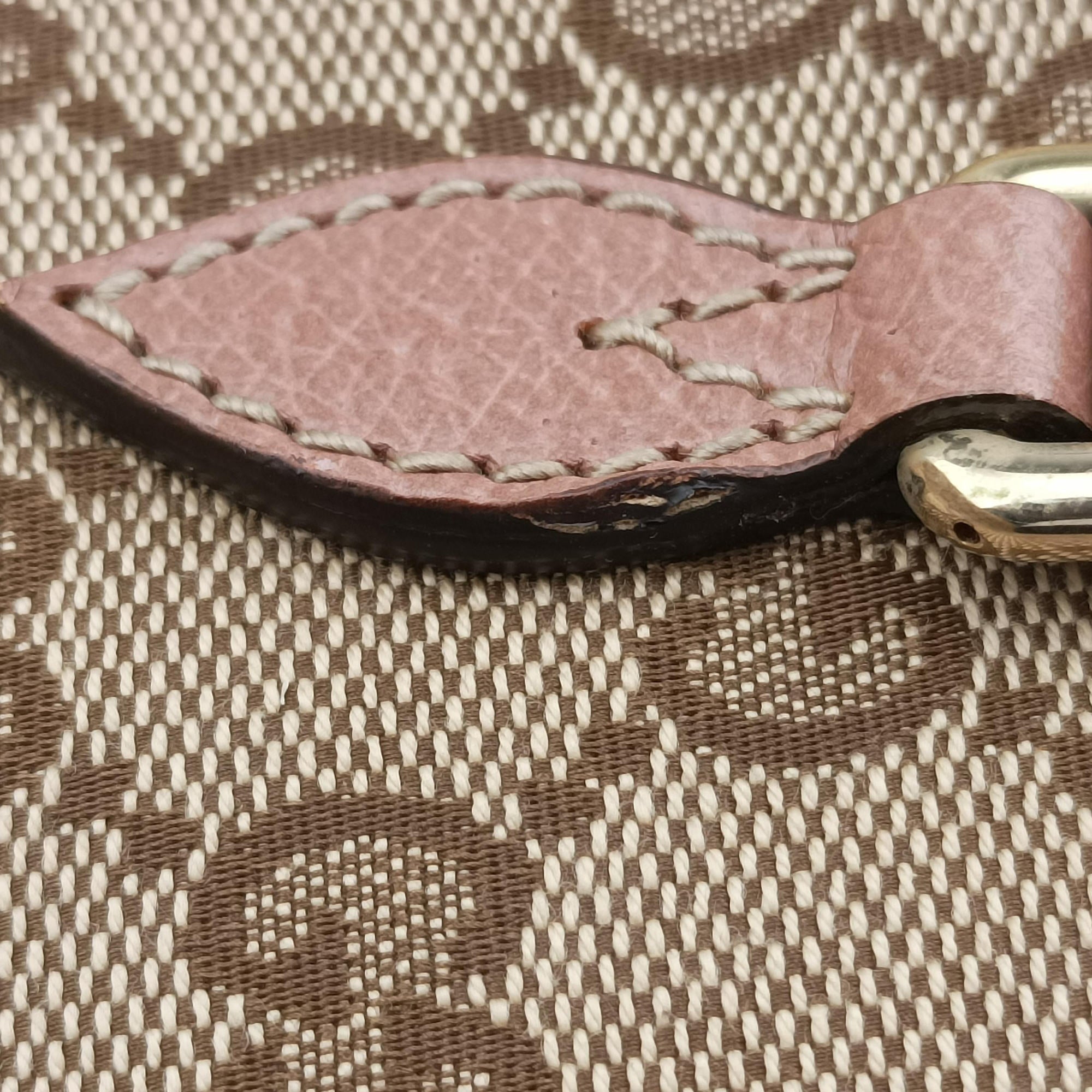 Pre-owned Gucci Guccissima Bree khaki×pink Canvas×Leather 353120 handbag | stylenewstar