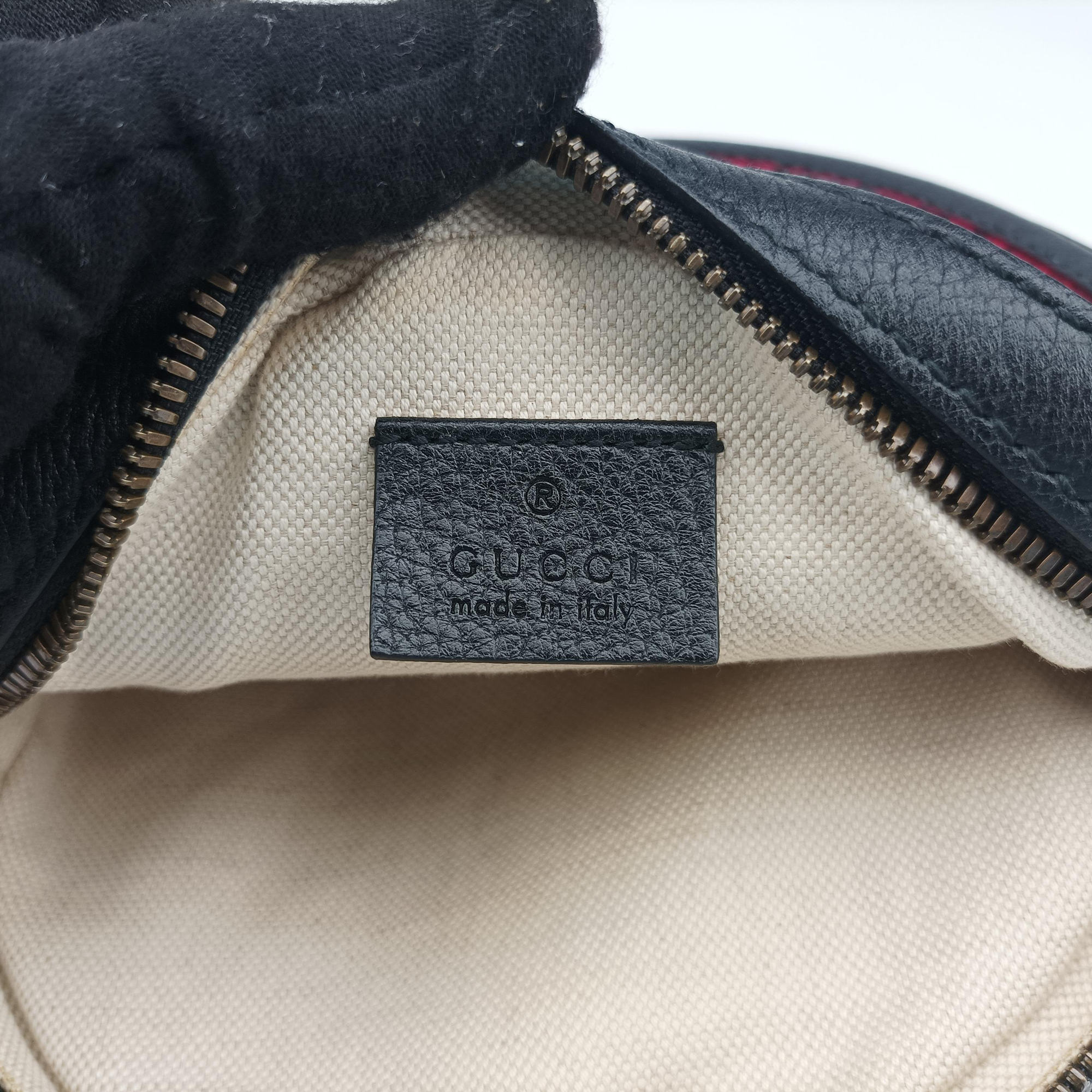 Ophidia Red×black Velour×leather 574978 F028750126オフィディア レッド×ブラック ベロア×レザー 574978 F028750126