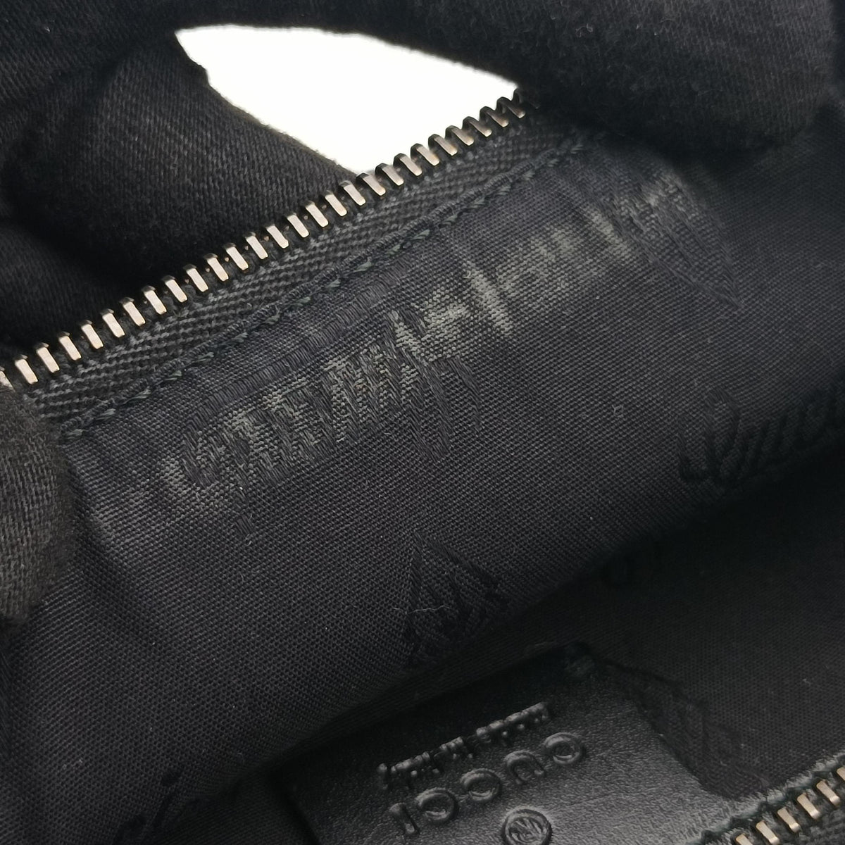 Pre-owned Gucci GG Supreme Black PVC coated canvas 233269 bum bag/waist bag | stylenewstar