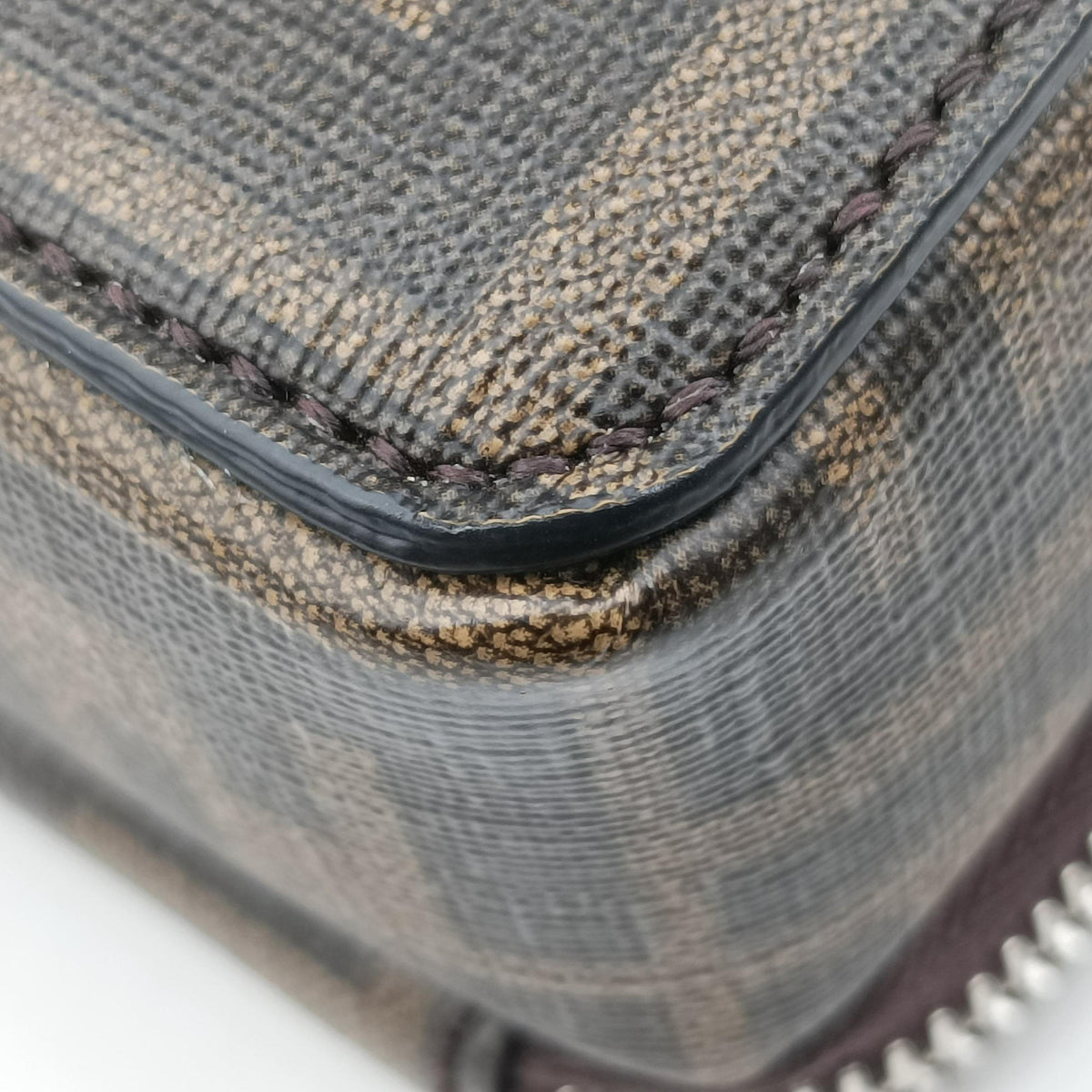 Pre-owned Fendi Pokemon collaboration Dragonite Organizer Cam FF Brown canvas 7M0357 shoulderbag | stylenewstar