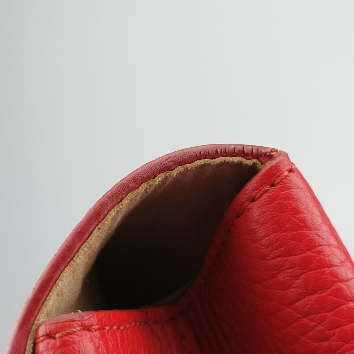 VOLTA Parnassus Ruby Taurillon leather M50543 MI1155ヴォルタ ルビー トリヨンレザー M50543 MI1155