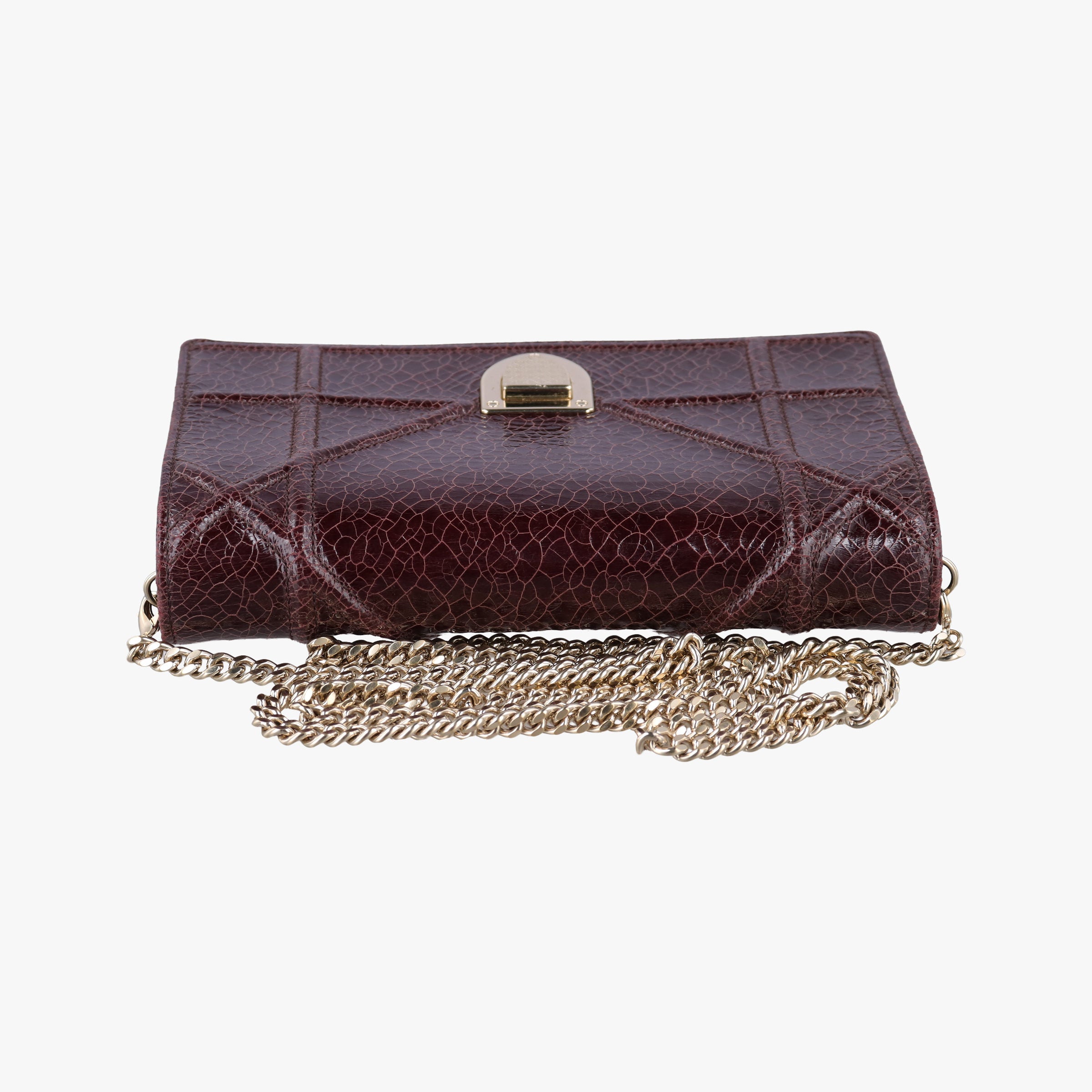Pre-owned Christian Dior Diorama Burgundy Leather shoulderbag | stylenewstar