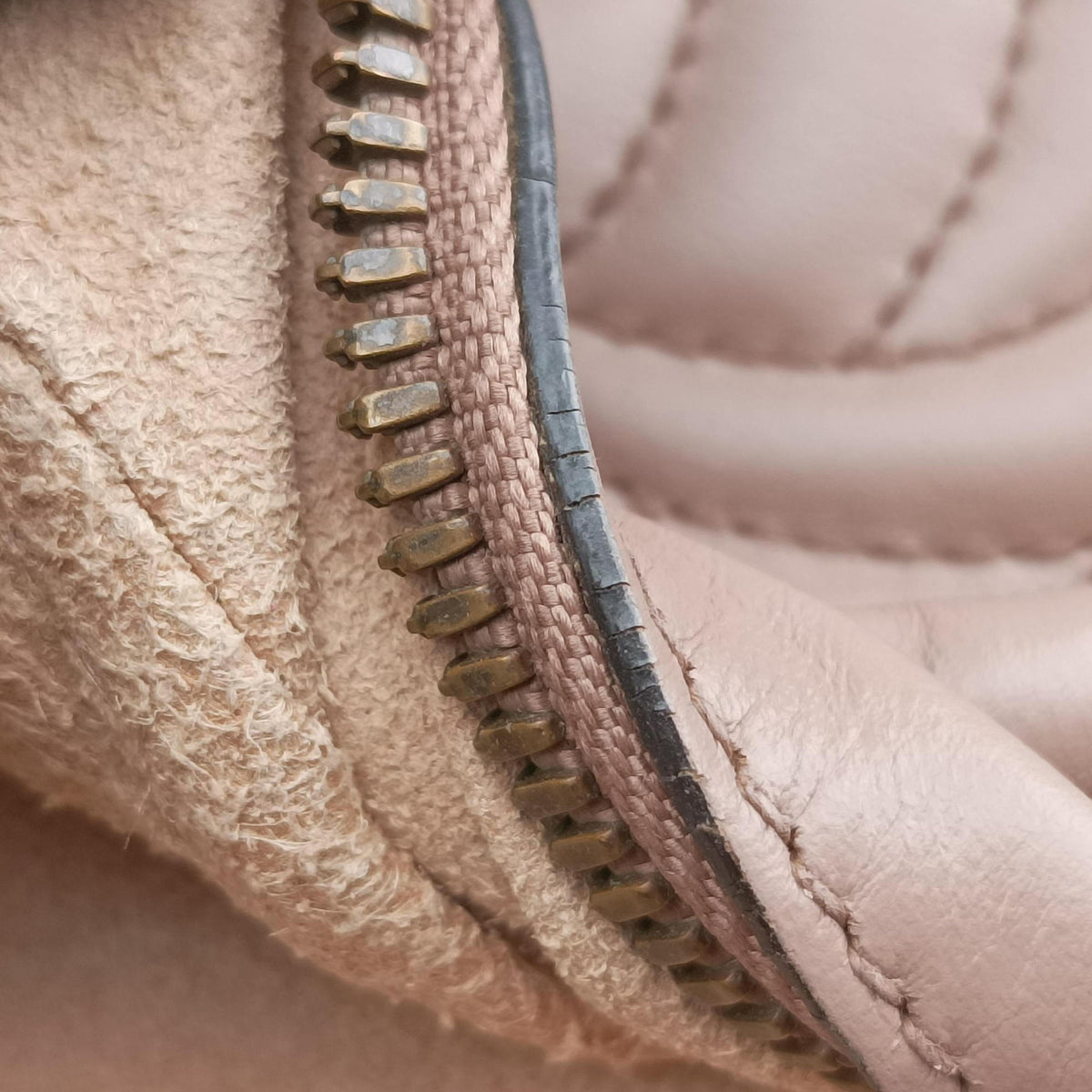 GG Marmont Beige Leather 447632 G027022416GGマーモント ベージュ レザー 447632 G027022416