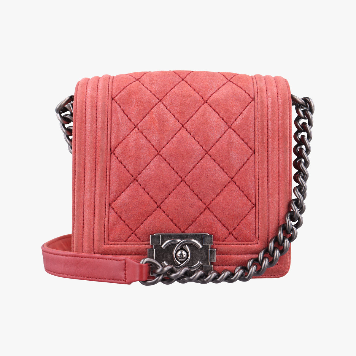 BOY CHANEL Red Leather A67952 18492804ボーイシャネル レッド レザー A67952 18492804