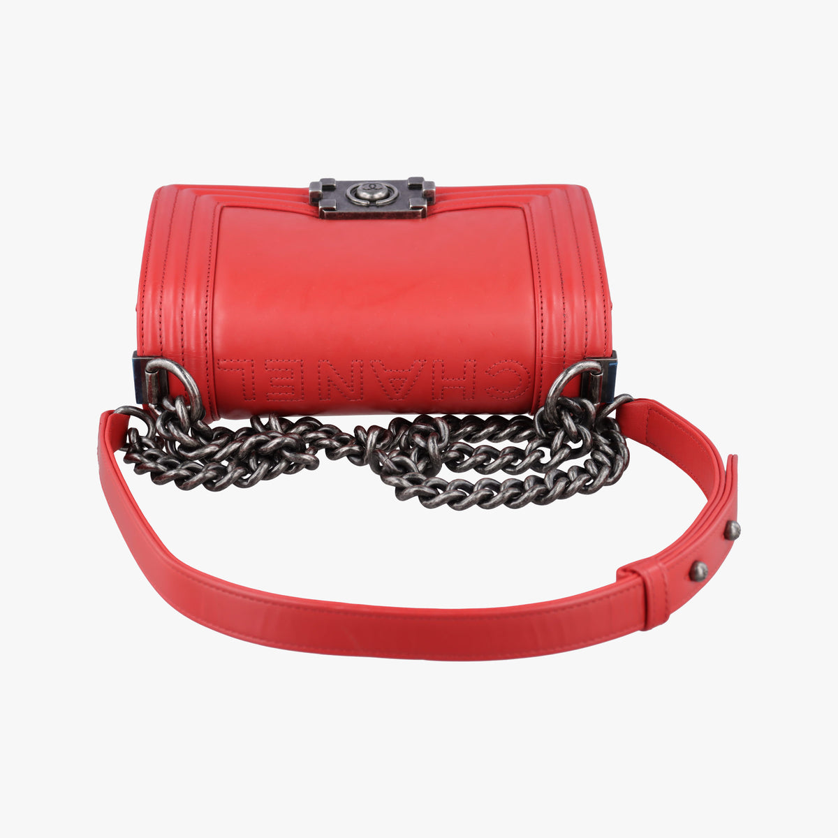 BOY CHANEL Red Leather A67085 21500449ボーイシャネル レッド レザー A67085 21500449
