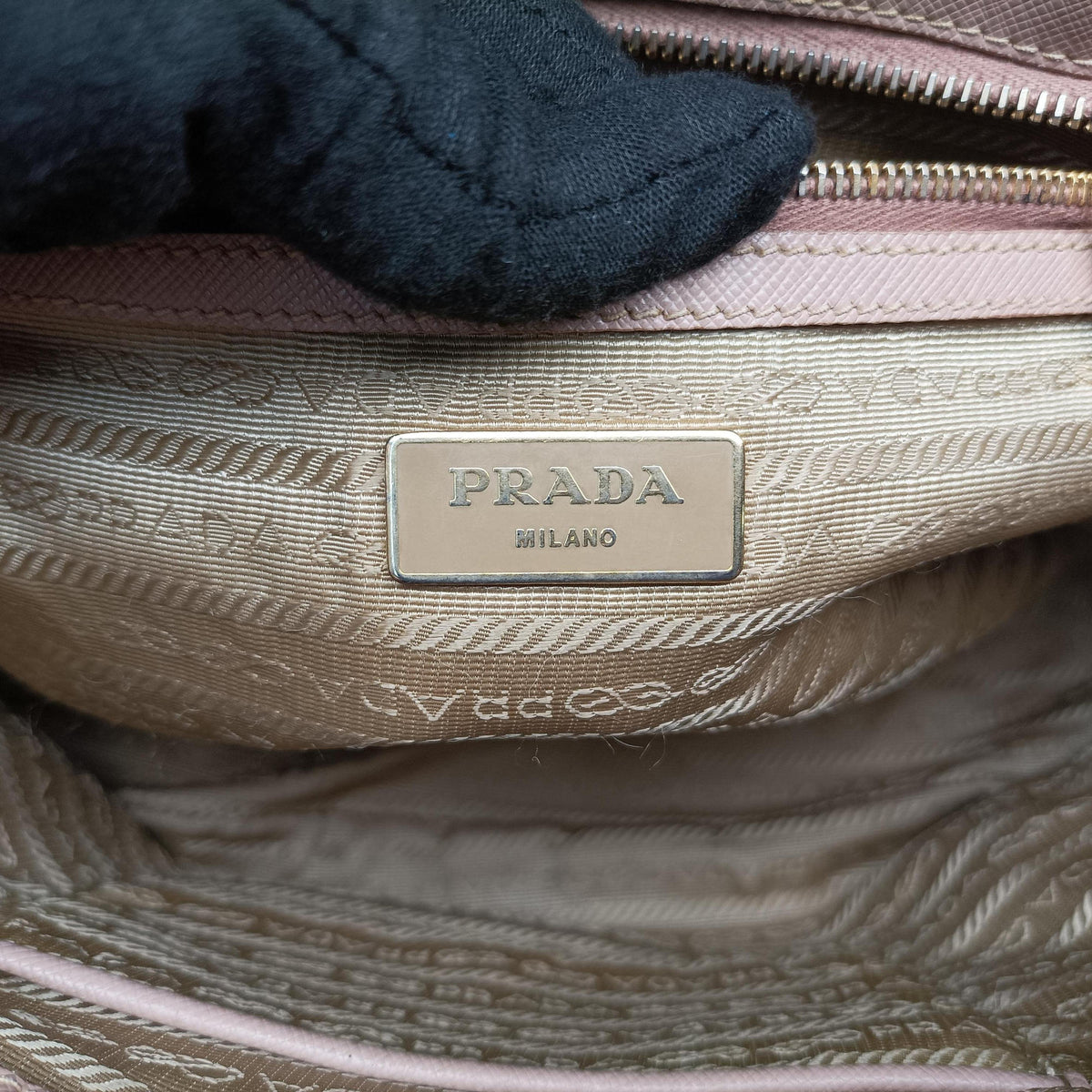 Galleria Pink SAFFIANO Leather BN1786 117ガレリア ピンク サフィアーノレザー BN1786 117