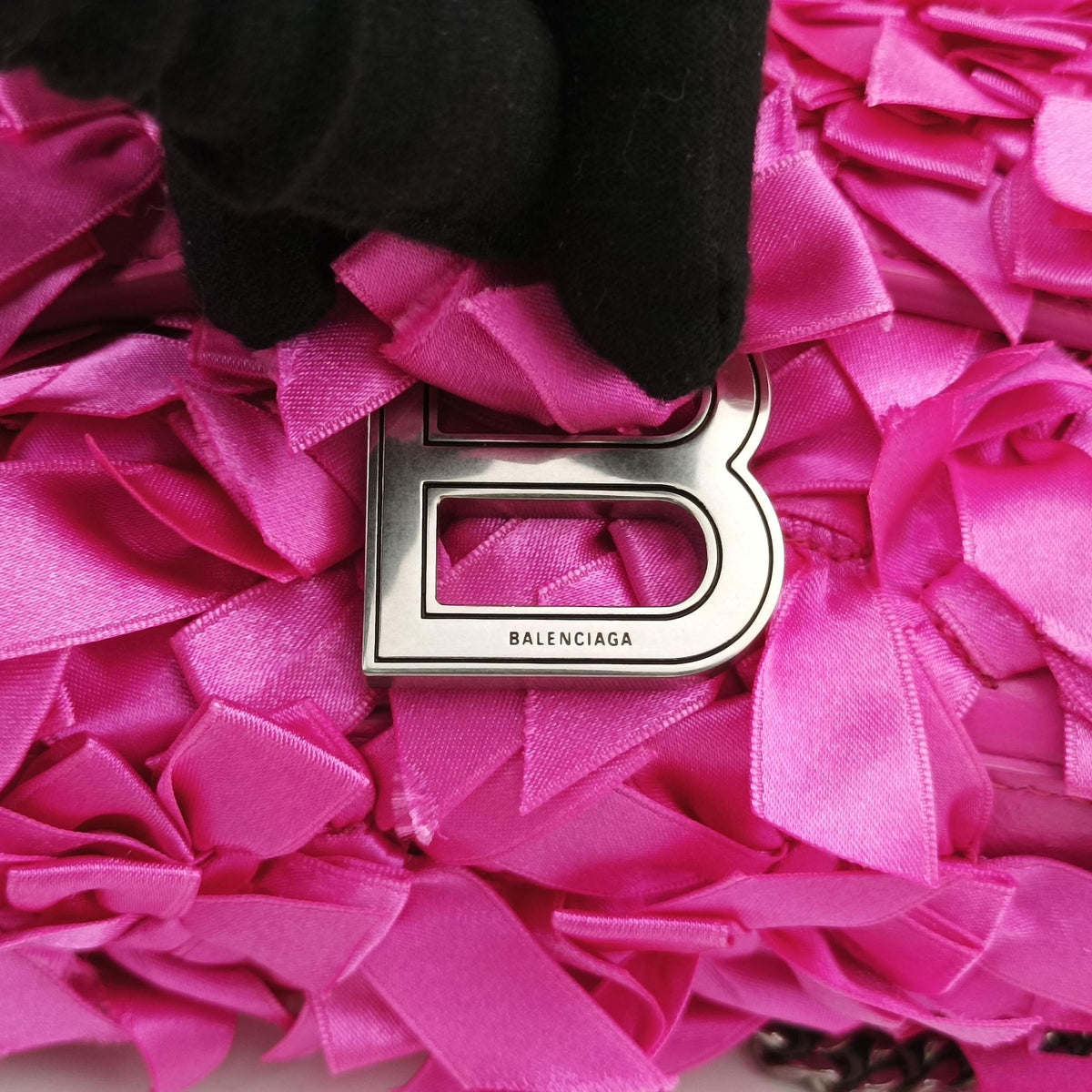 Hourglass Pink Satin× Leather 748750.5643.O.535269アワーグラス ピンク サテン× レザー 748750.5643.O.535269