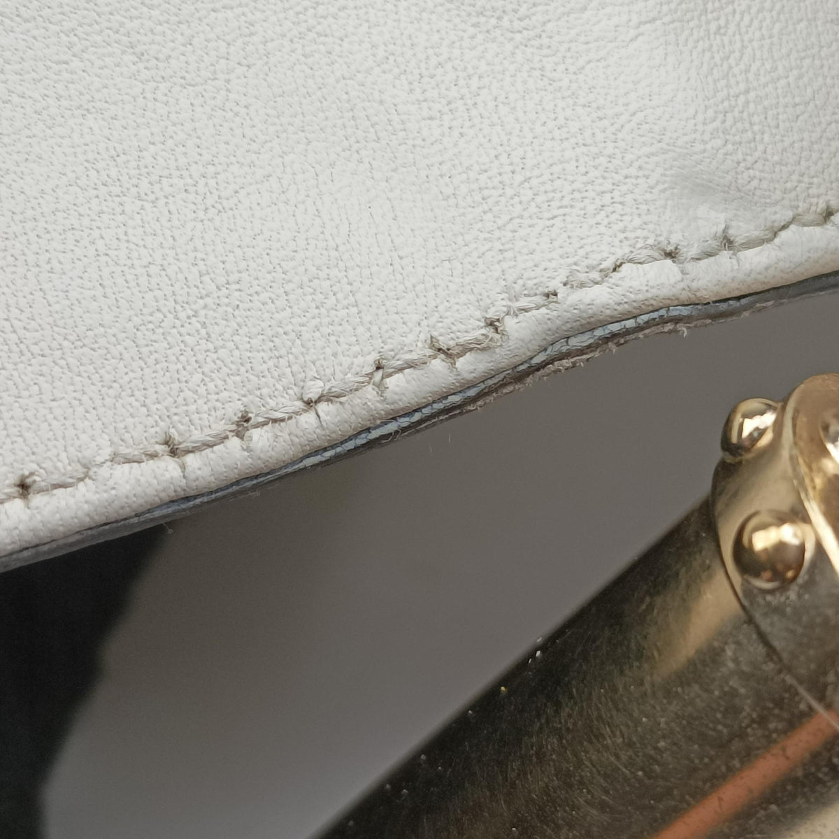 Dialux Britt Hobo White Leather 167733 ディアラックス ブリット ホーボー ホワイト レザー 167733