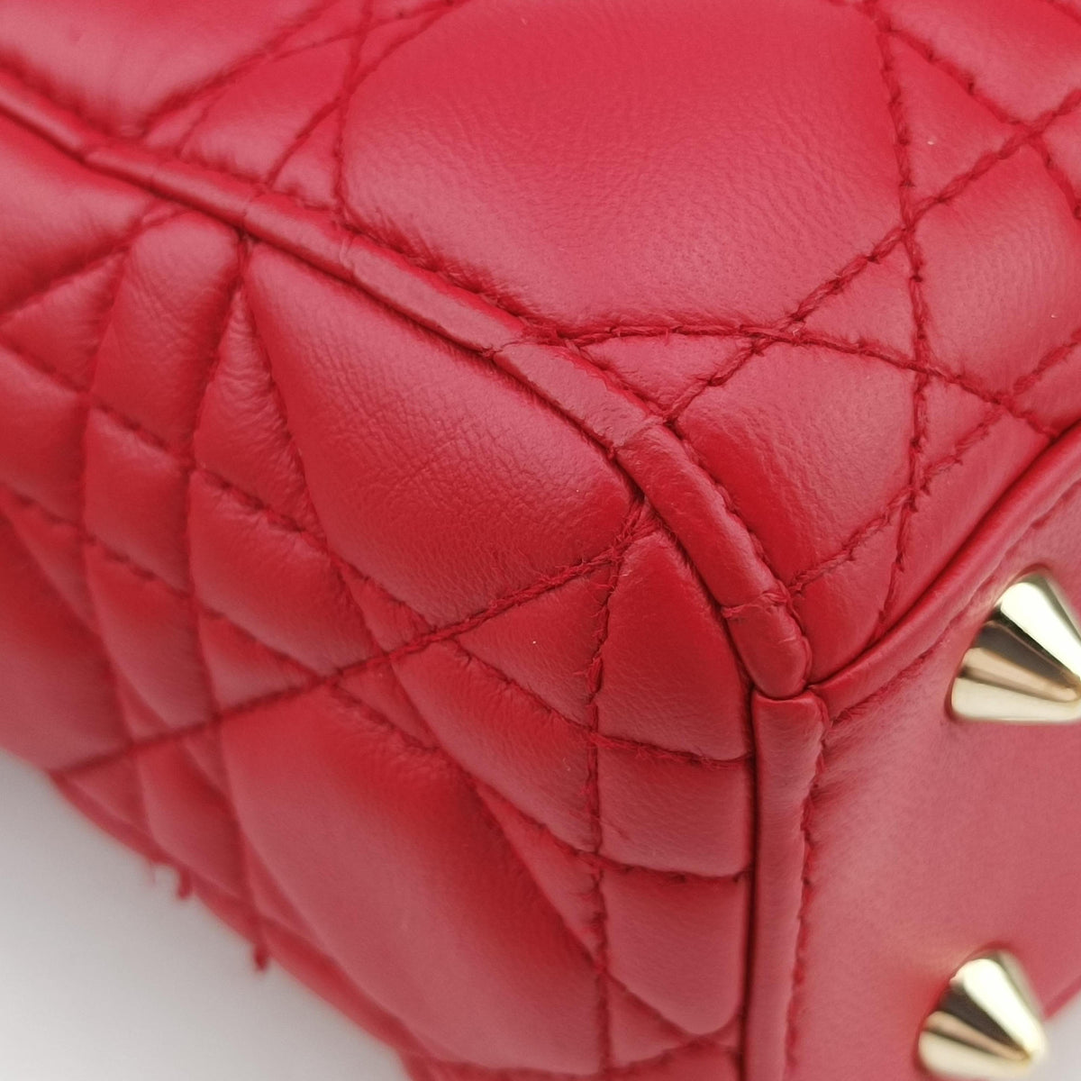Lady Dior Red lambskin 18-MA-0186レディディオール レッド ラムスキン 18-MA-0186