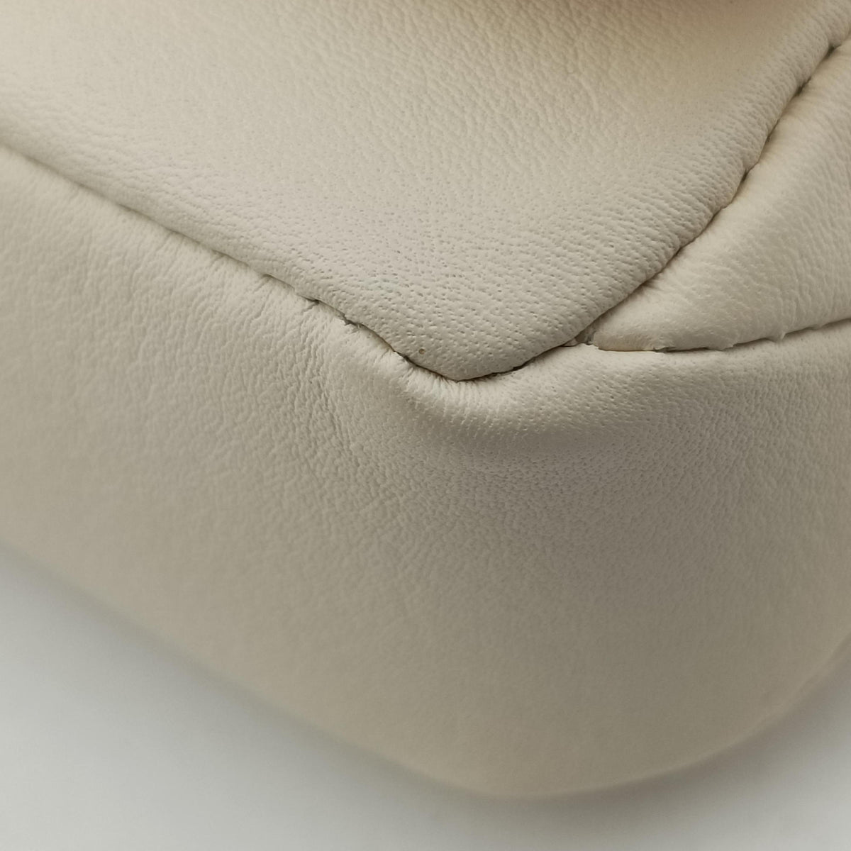 Serpenti Cabochon Micro Ivory Opal calf セルペンティ カボション マイクロ アイボリー オパール カーフ