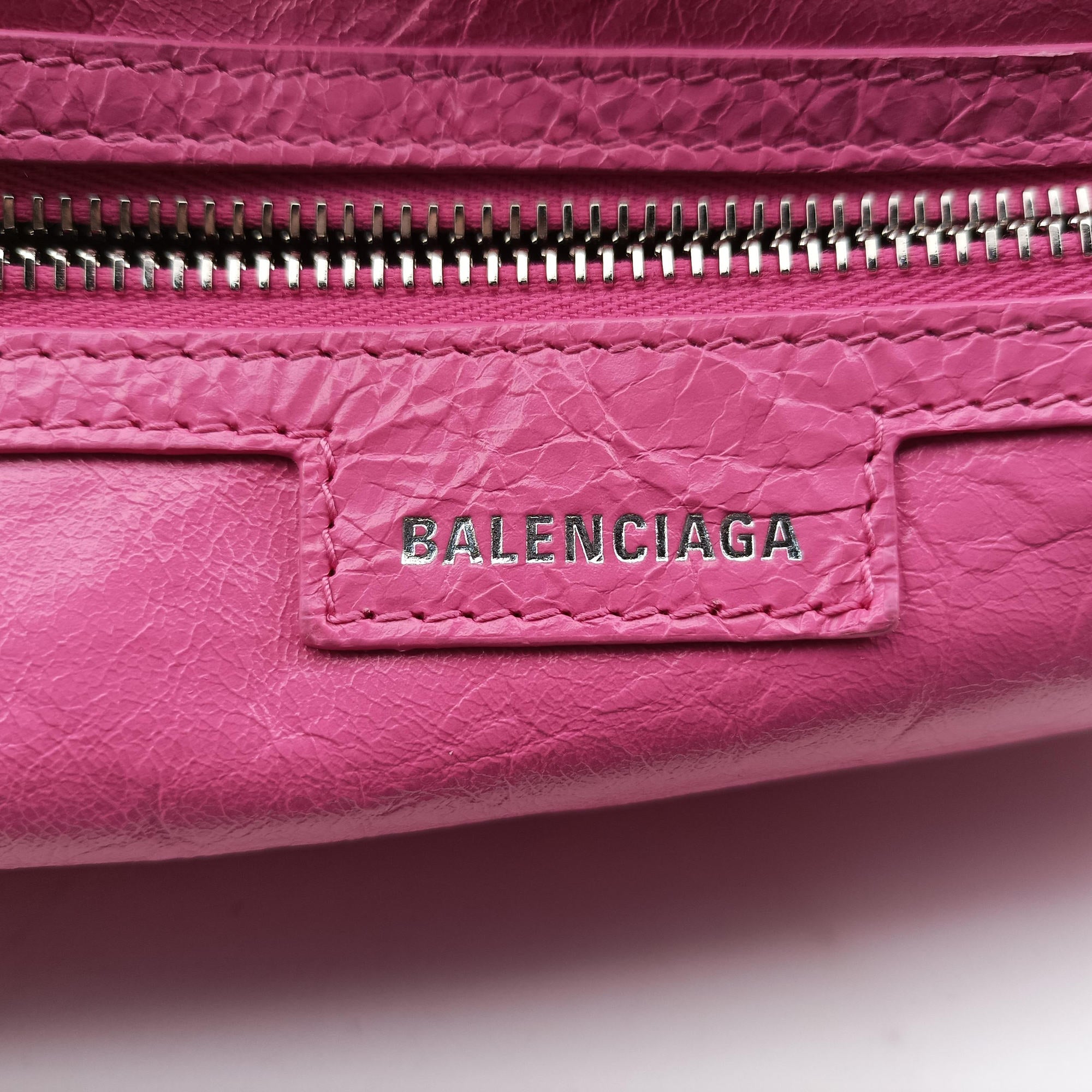 Superbusy XS Sling Bag Pink leather 762516 762516.5639.O.568008スーパービジー XS スリング バッグ ピンク レザー 762516 762516.5639.O.568008