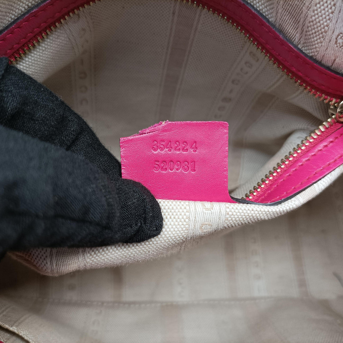 Bright Diamante Rose Leather 354224 E016582686ブライトディアマンテ ローズ レッド レザー 354224 E016582686
