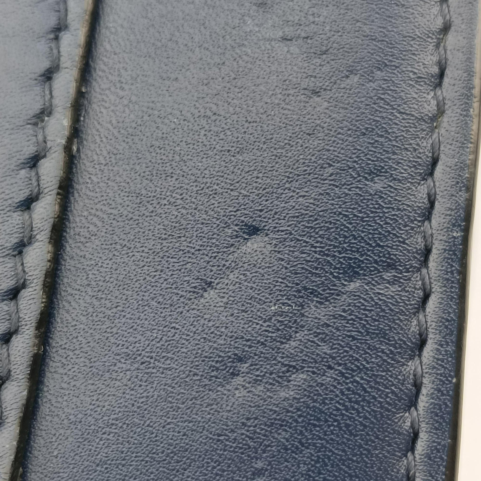 SERPENTI FOREVER Navy Leather DG.A16.39204セルペンティ フォーエバー ネービー レザー DG.A16.39204